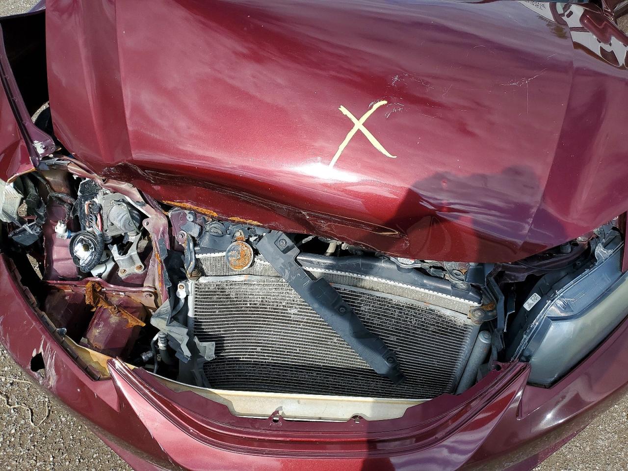 2015 Honda Civic Lx Burgundy vin: 2HGFB2F44FH030148