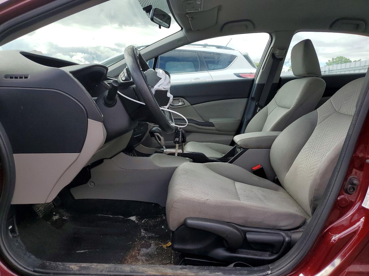2015 Honda Civic Lx Burgundy vin: 2HGFB2F44FH030148