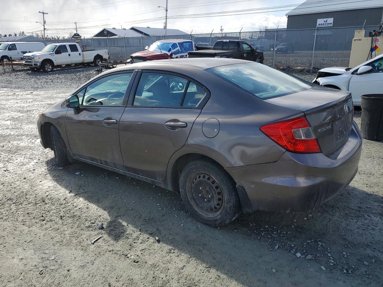 2012 Honda Civic Lx 4dr Brown vin: 2HGFB2F45CH024001