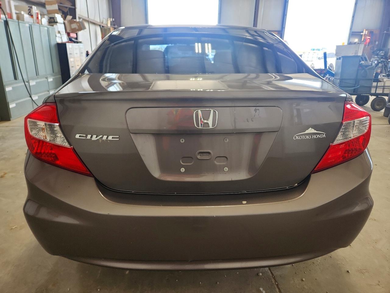 2012 Honda Civic Lx Коричневый vin: 2HGFB2F49CH025491