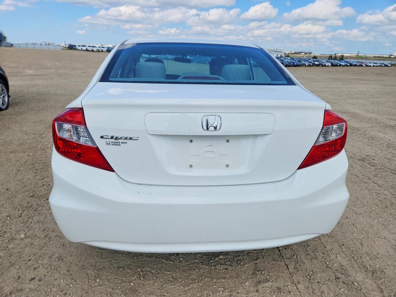 2012 Honda Civic Lx Белый vin: 2HGFB2F4XCH059410