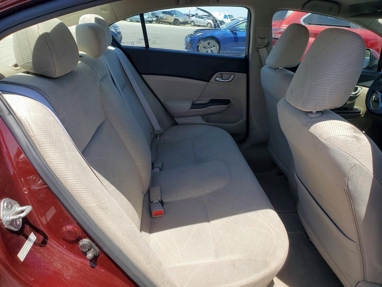 2012 Honda Civic Lx Burgundy vin: 2HGFB2F50CH512619