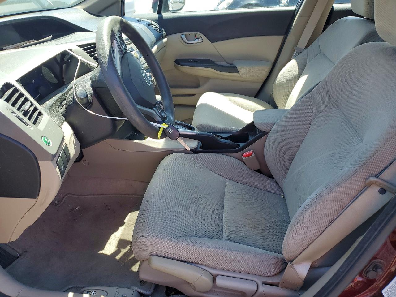 2012 Honda Civic Lx Burgundy vin: 2HGFB2F50CH512619