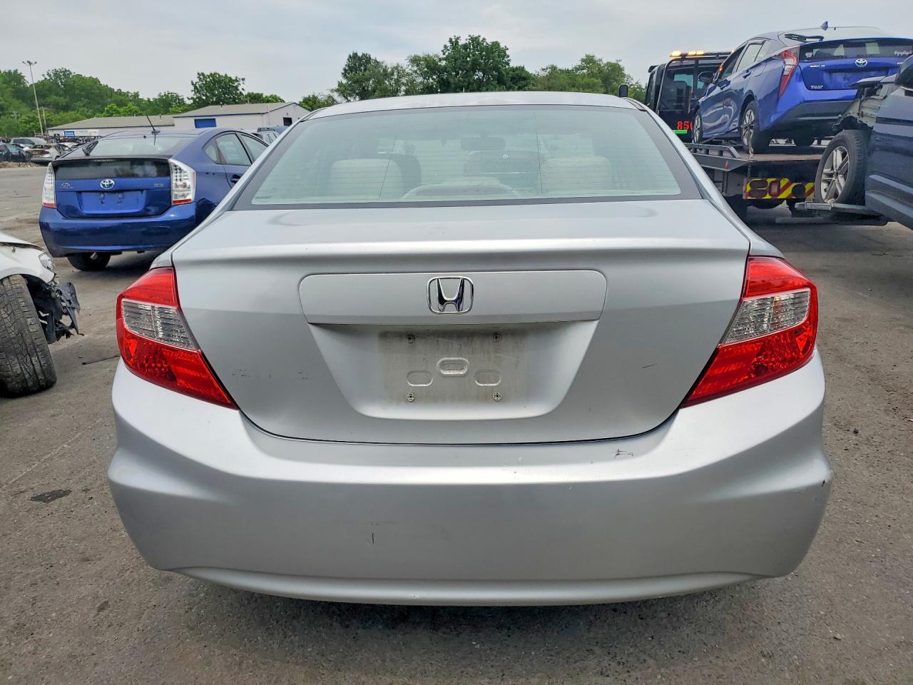 2012 Honda Civic Lx Silver vin: 2HGFB2F50CH524303