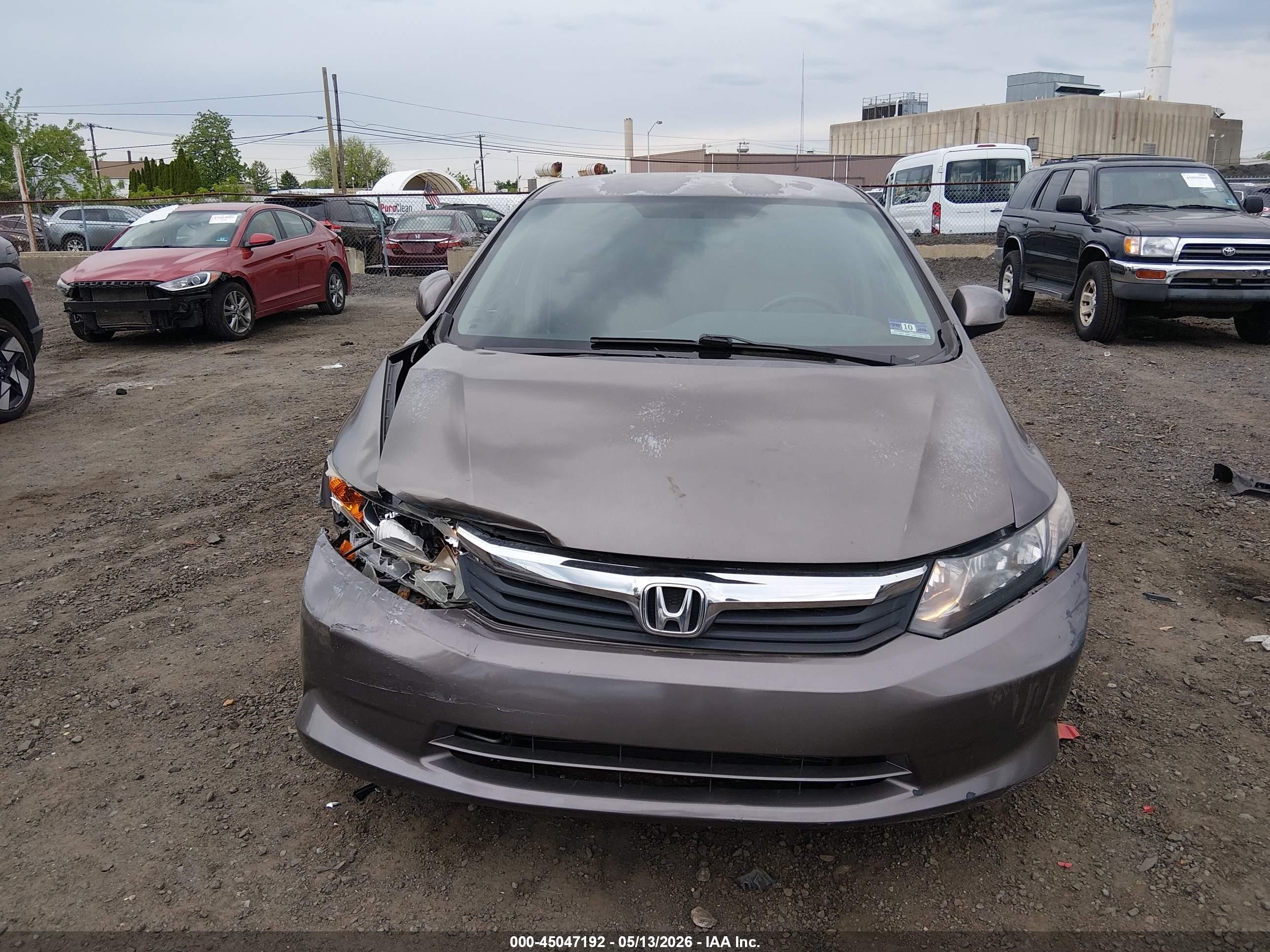 2012 Honda Civic Lx Maroon vin: 2HGFB2F50CH528822