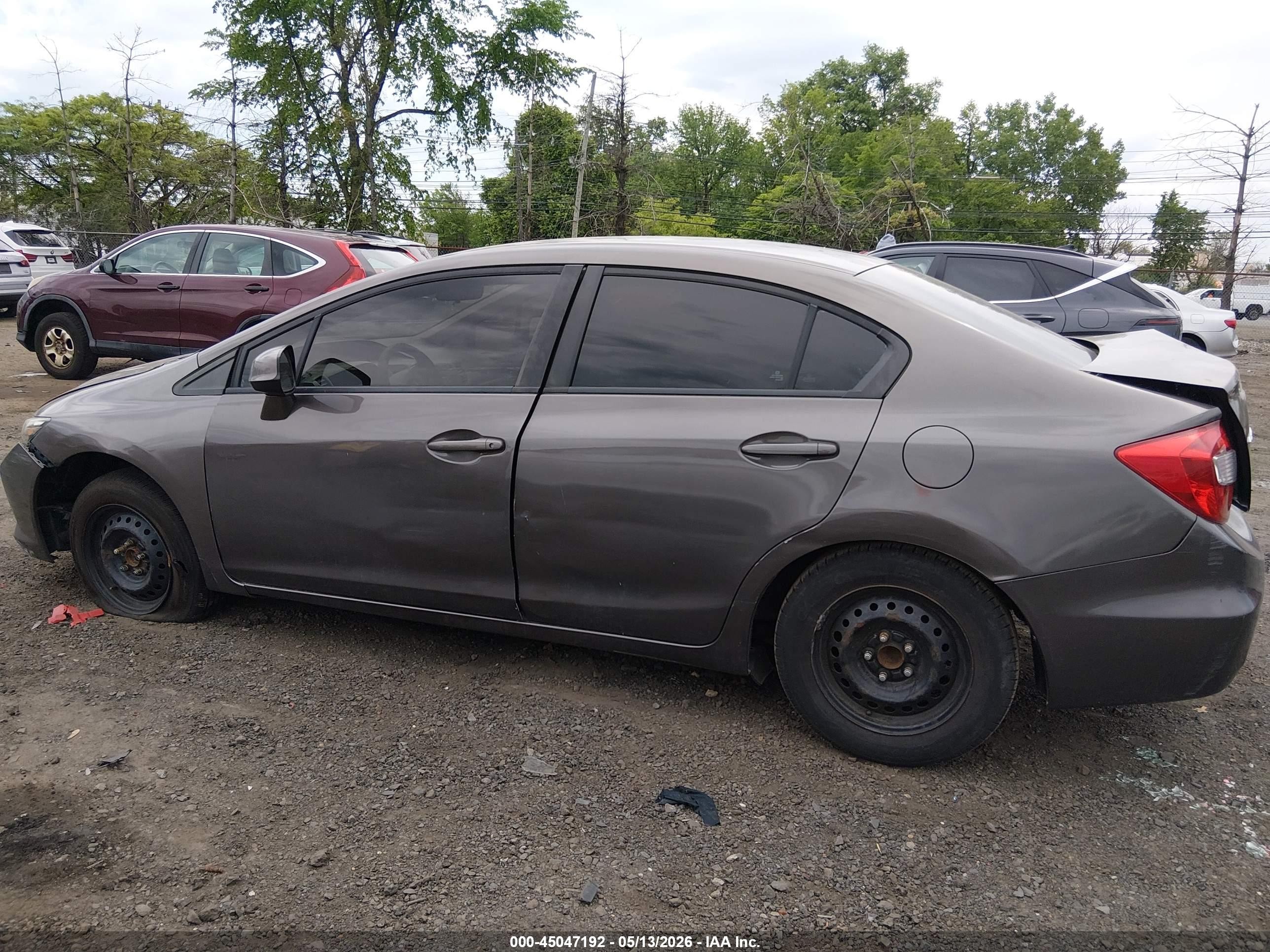 2012 Honda Civic Lx Maroon vin: 2HGFB2F50CH528822