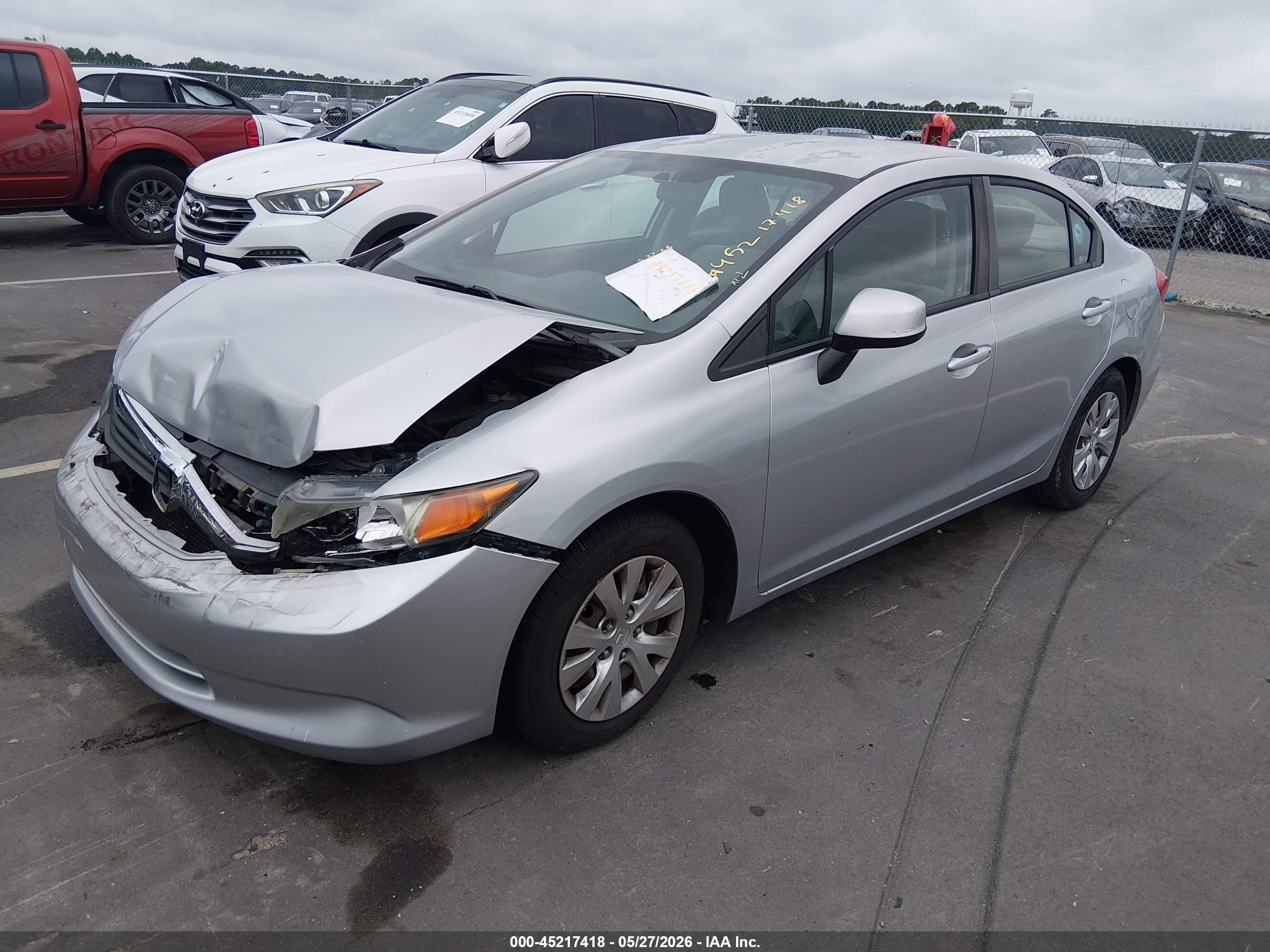 2012 Honda Civic Lx Silver vin: 2HGFB2F50CH560881