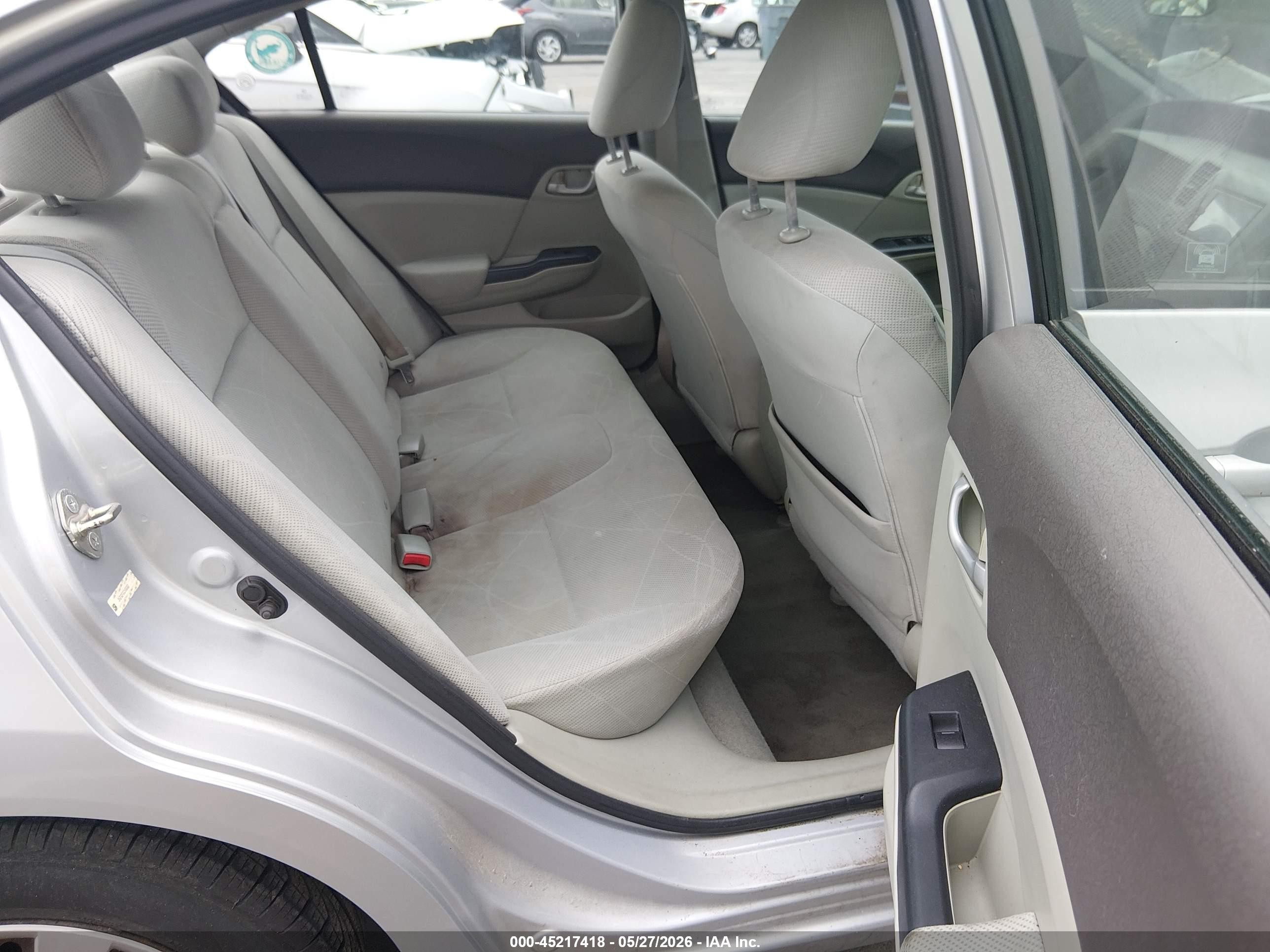 2012 Honda Civic Lx Silver vin: 2HGFB2F50CH560881