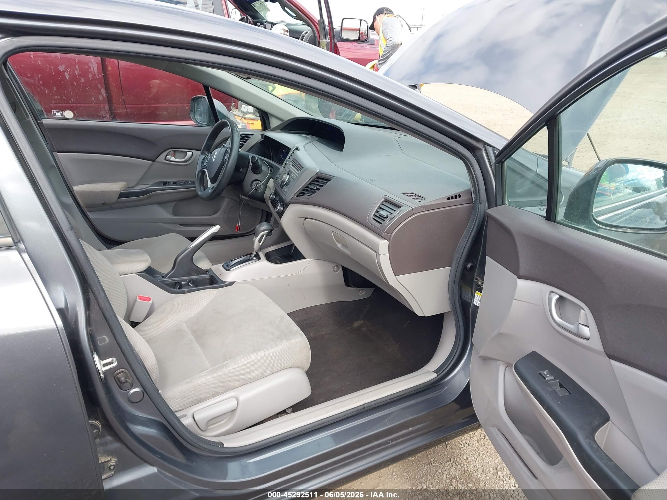 2012 Honda Civic Lx Gray vin: 2HGFB2F50CH571962