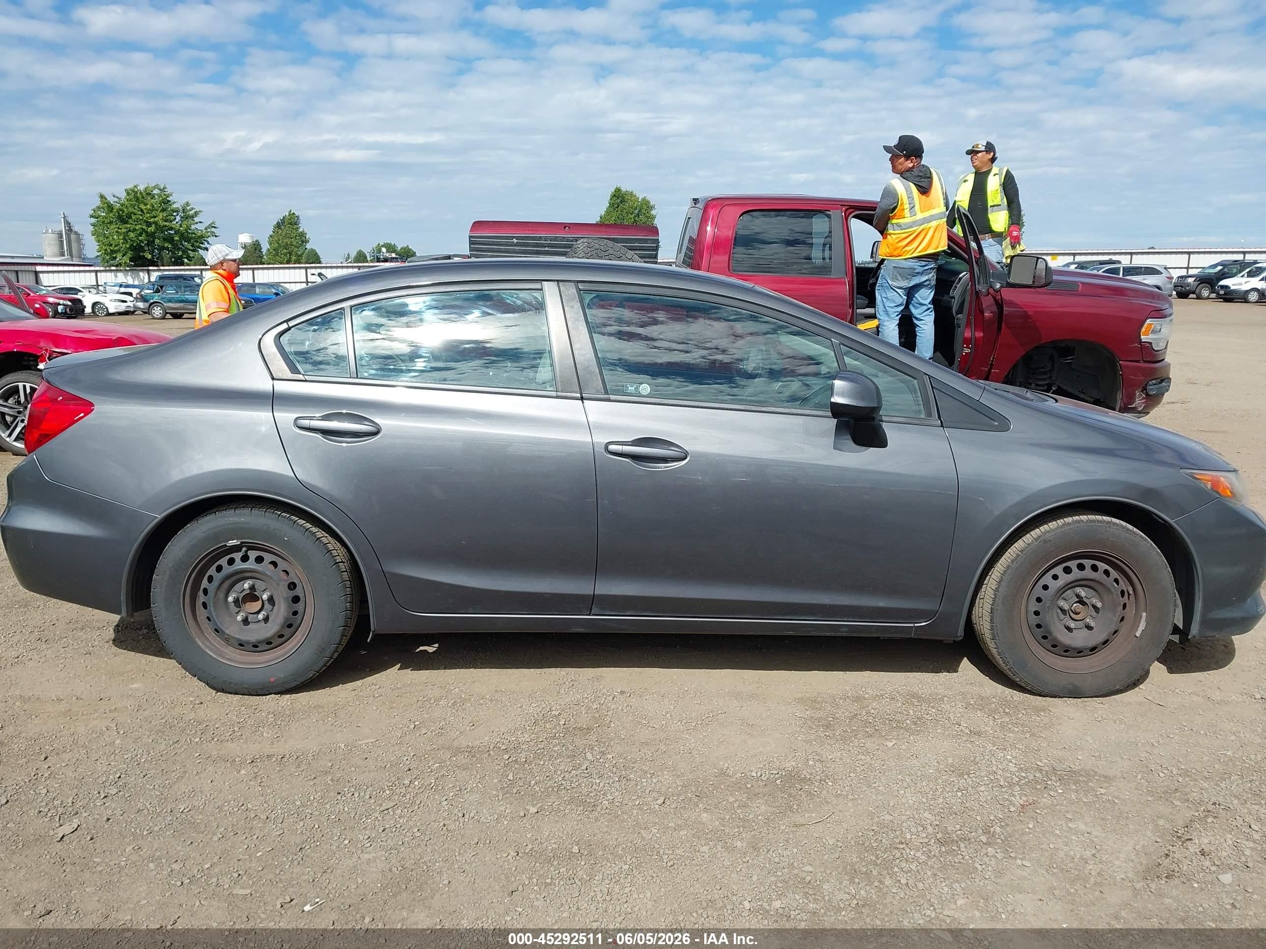 2012 Honda Civic Lx Gray vin: 2HGFB2F50CH571962