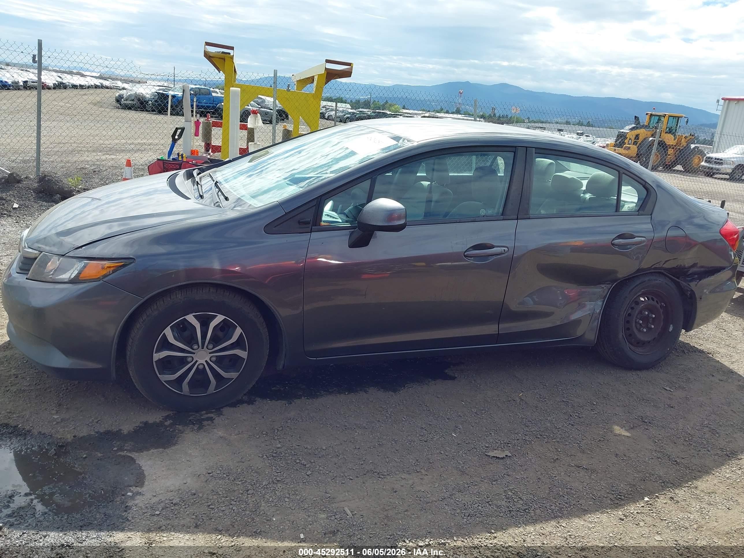 2012 Honda Civic Lx Gray vin: 2HGFB2F50CH571962