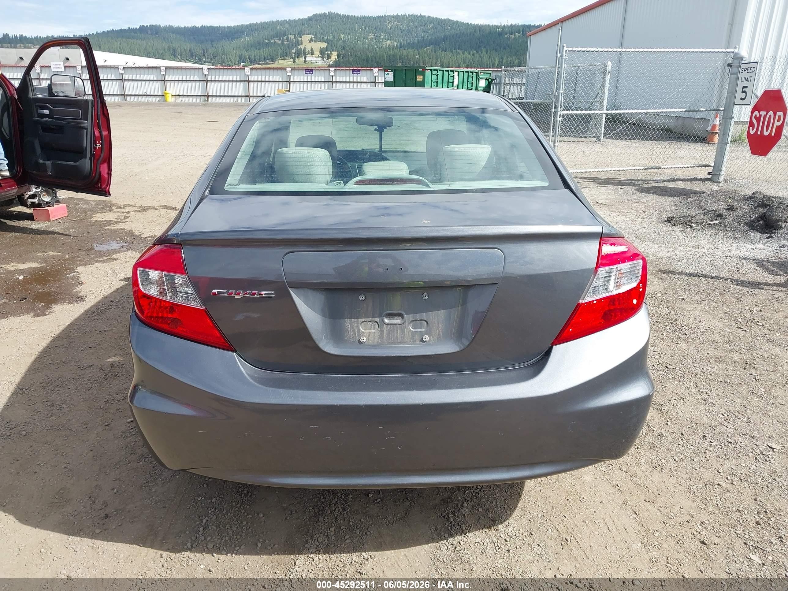 2012 Honda Civic Lx Gray vin: 2HGFB2F50CH571962