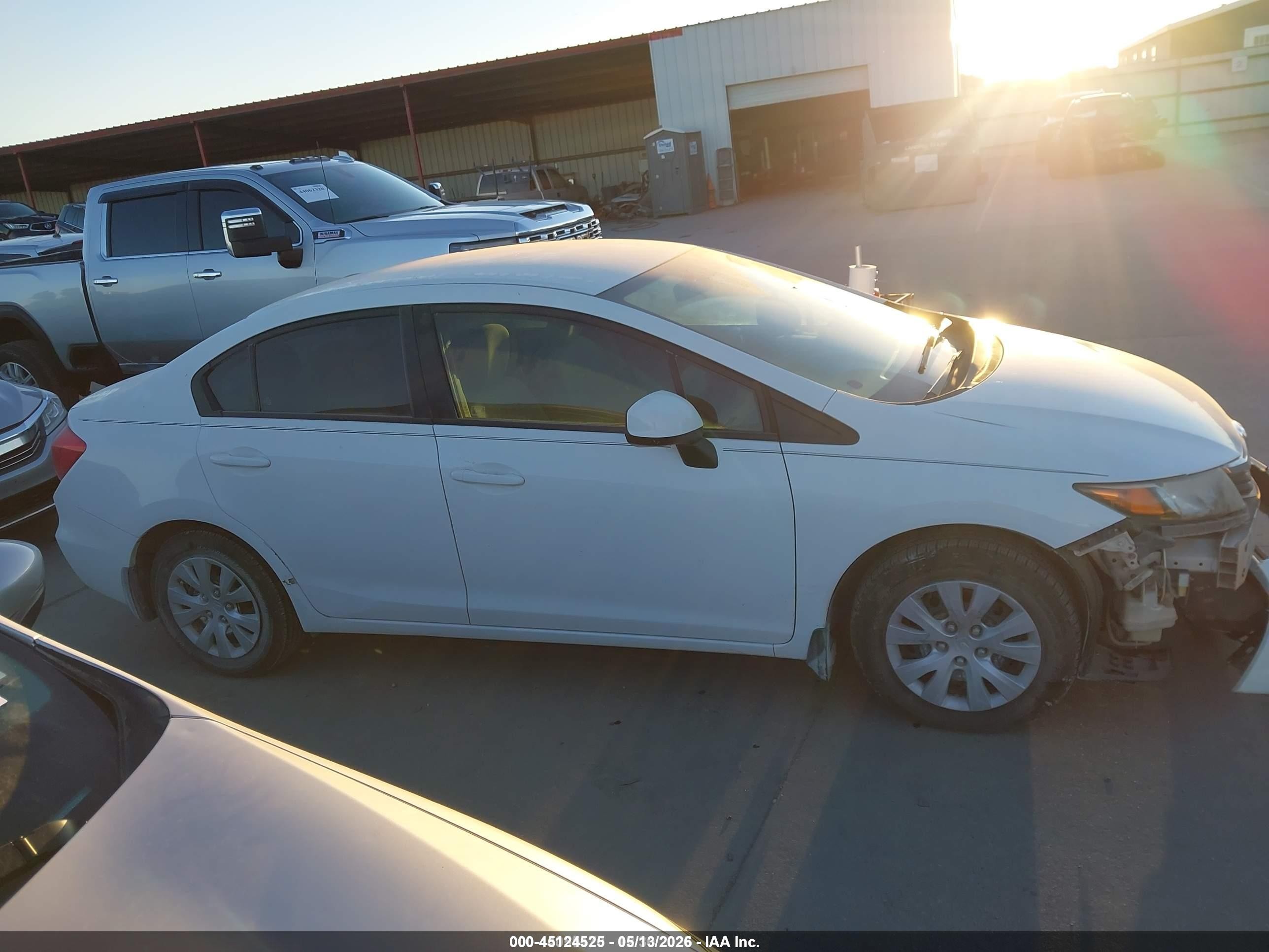 2012 Honda Civic Lx White vin: 2HGFB2F50CH598577