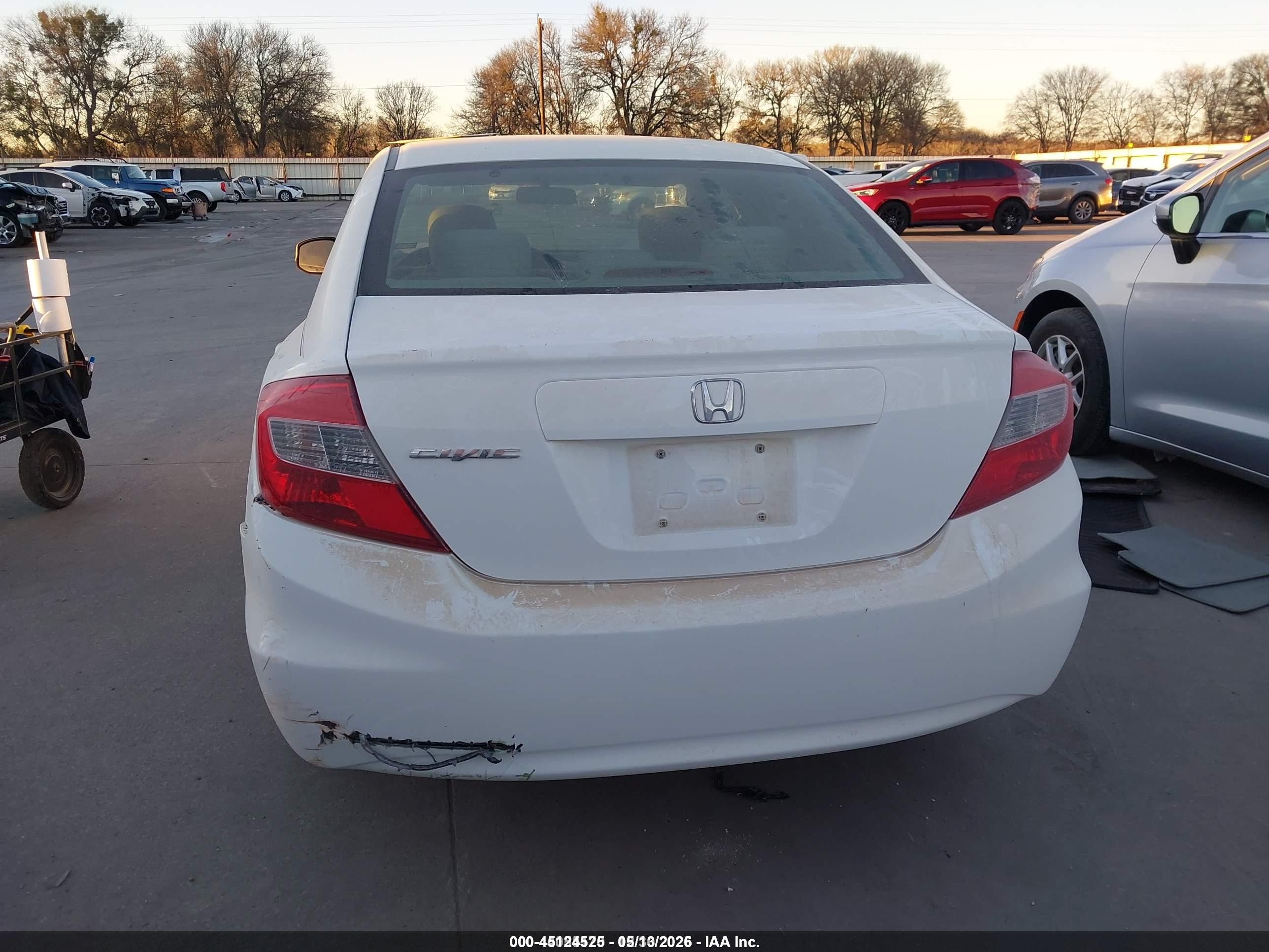 2012 Honda Civic Lx White vin: 2HGFB2F50CH598577