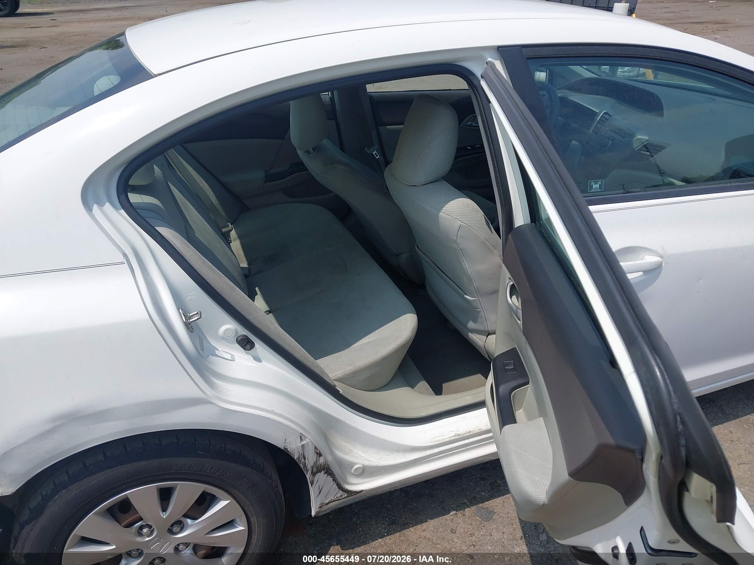 2012 Honda Civic Lx White vin: 2HGFB2F50CH599857