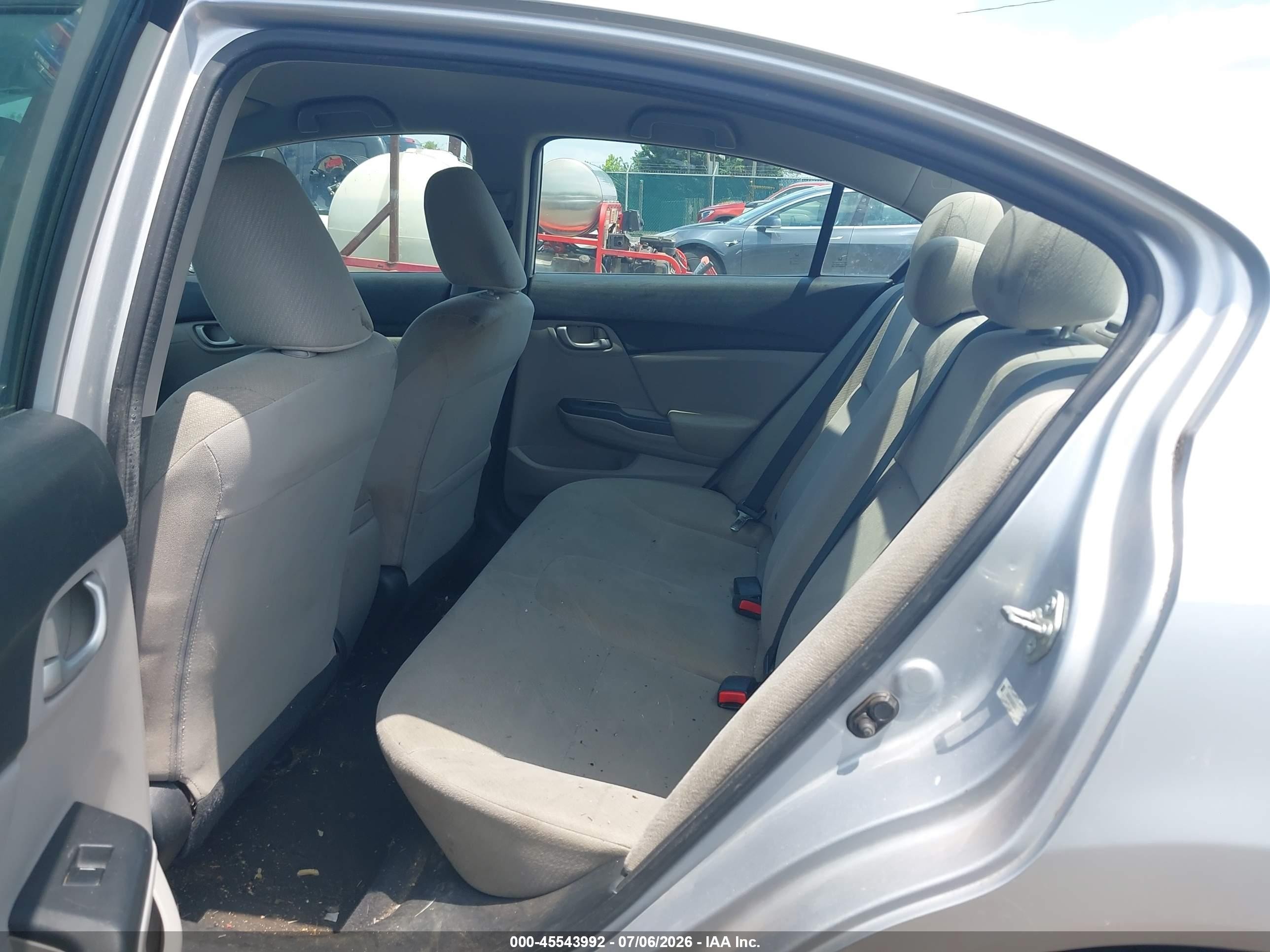 2013 Honda Civic Lx Silver vin: 2HGFB2F50DH503520