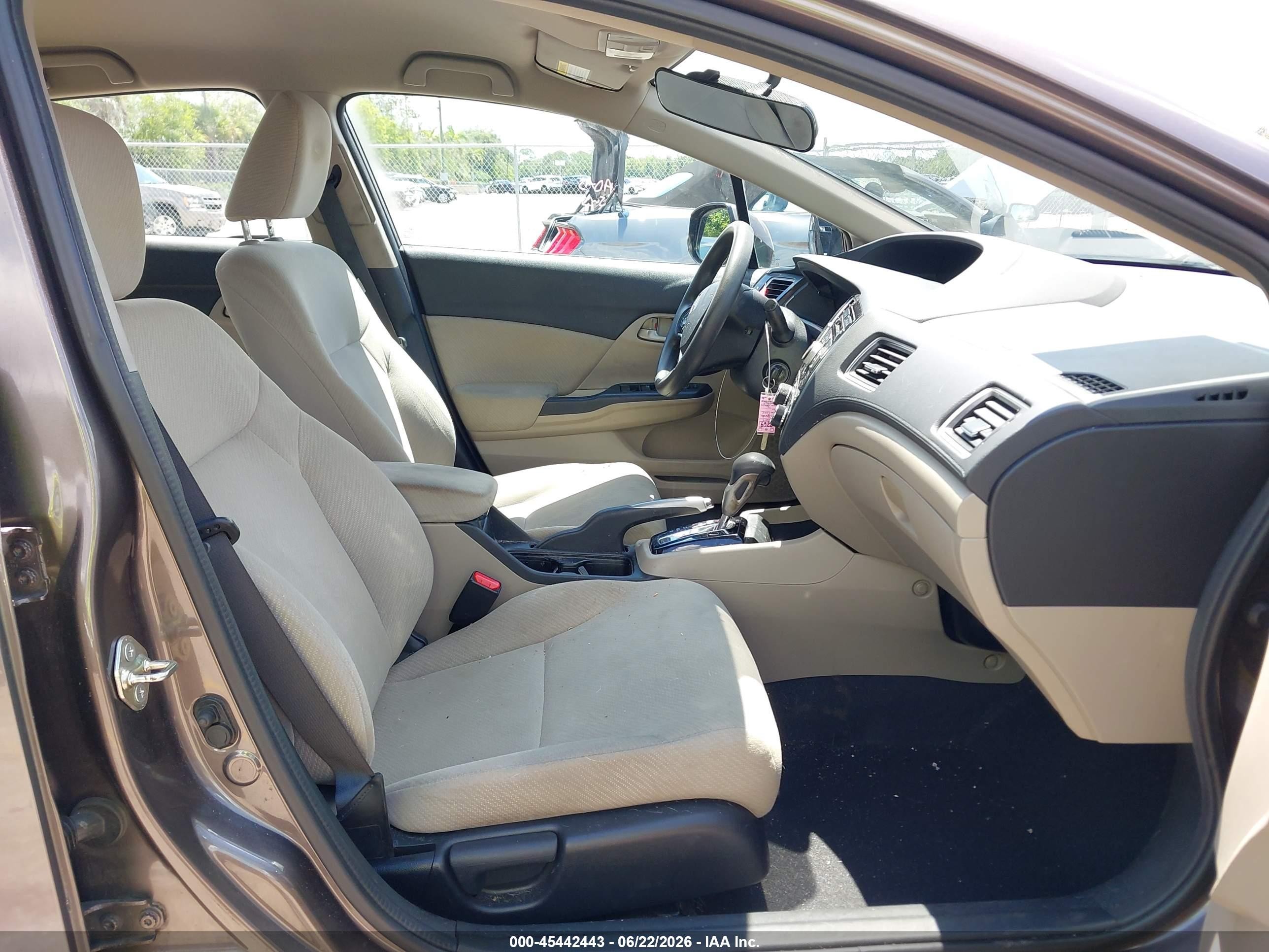 2013 Honda Civic Lx Brown vin: 2HGFB2F50DH525601
