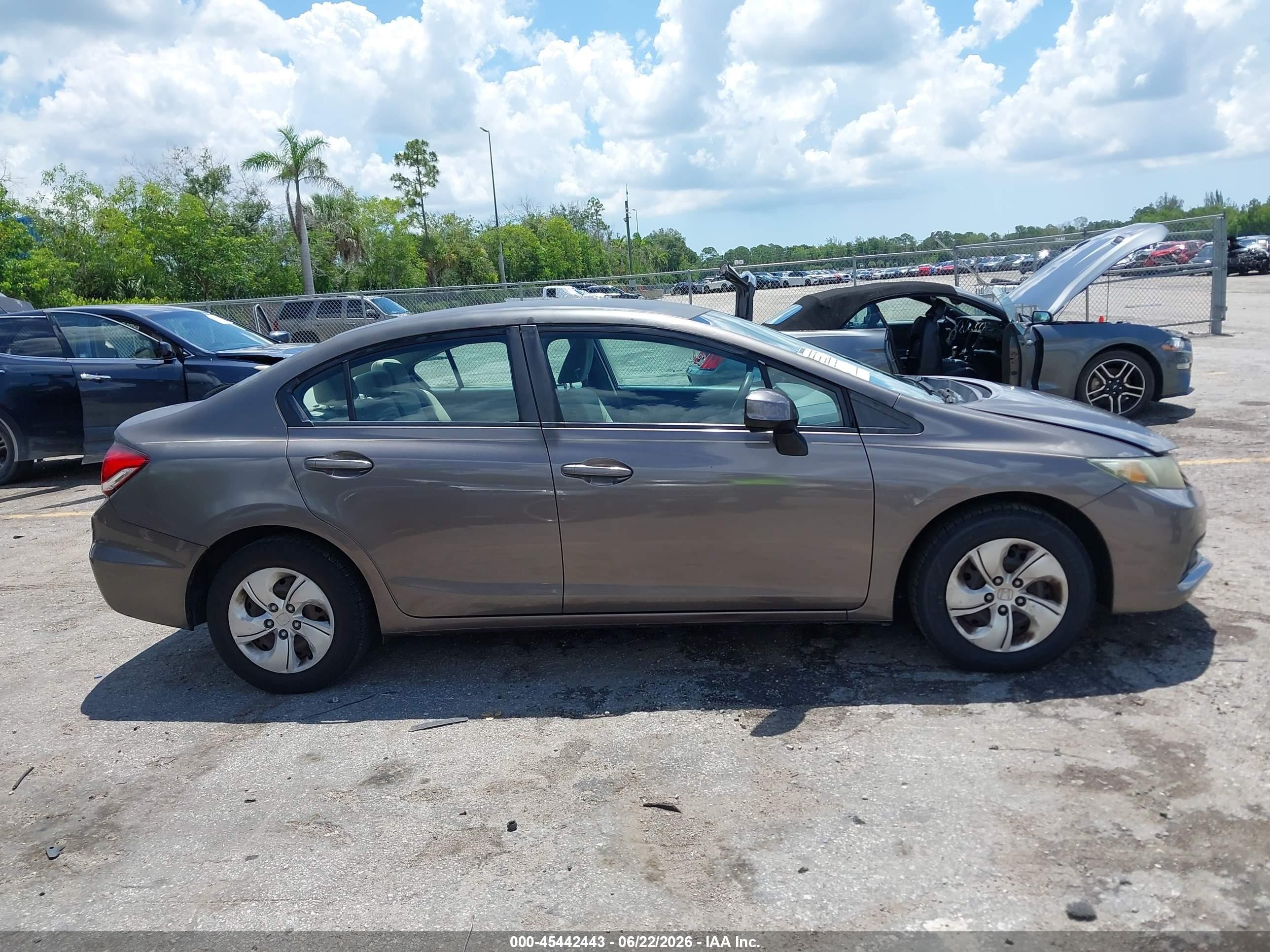 2013 Honda Civic Lx Brown vin: 2HGFB2F50DH525601