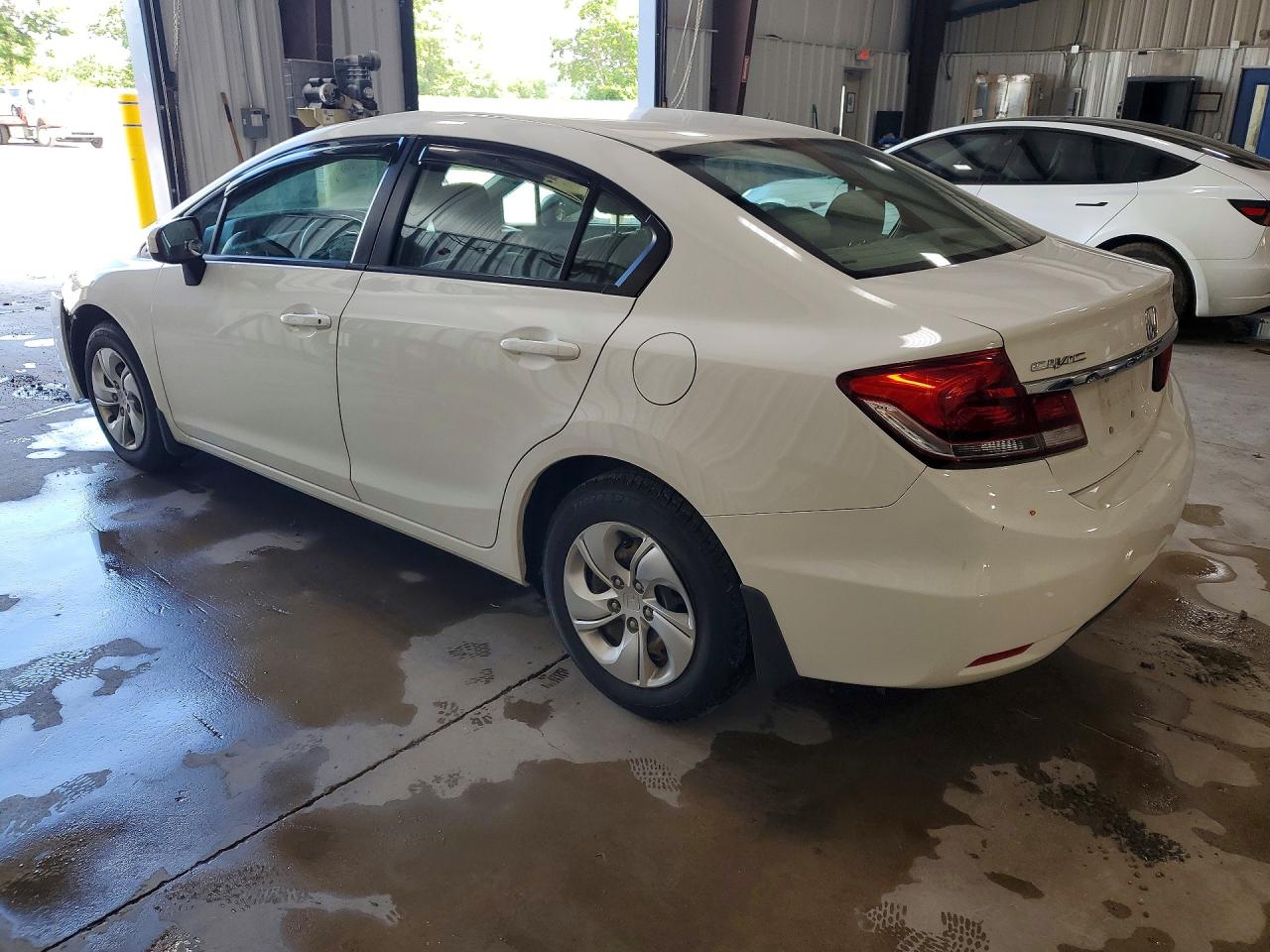 2014 Honda Civic Lx White vin: 2HGFB2F50EH551925