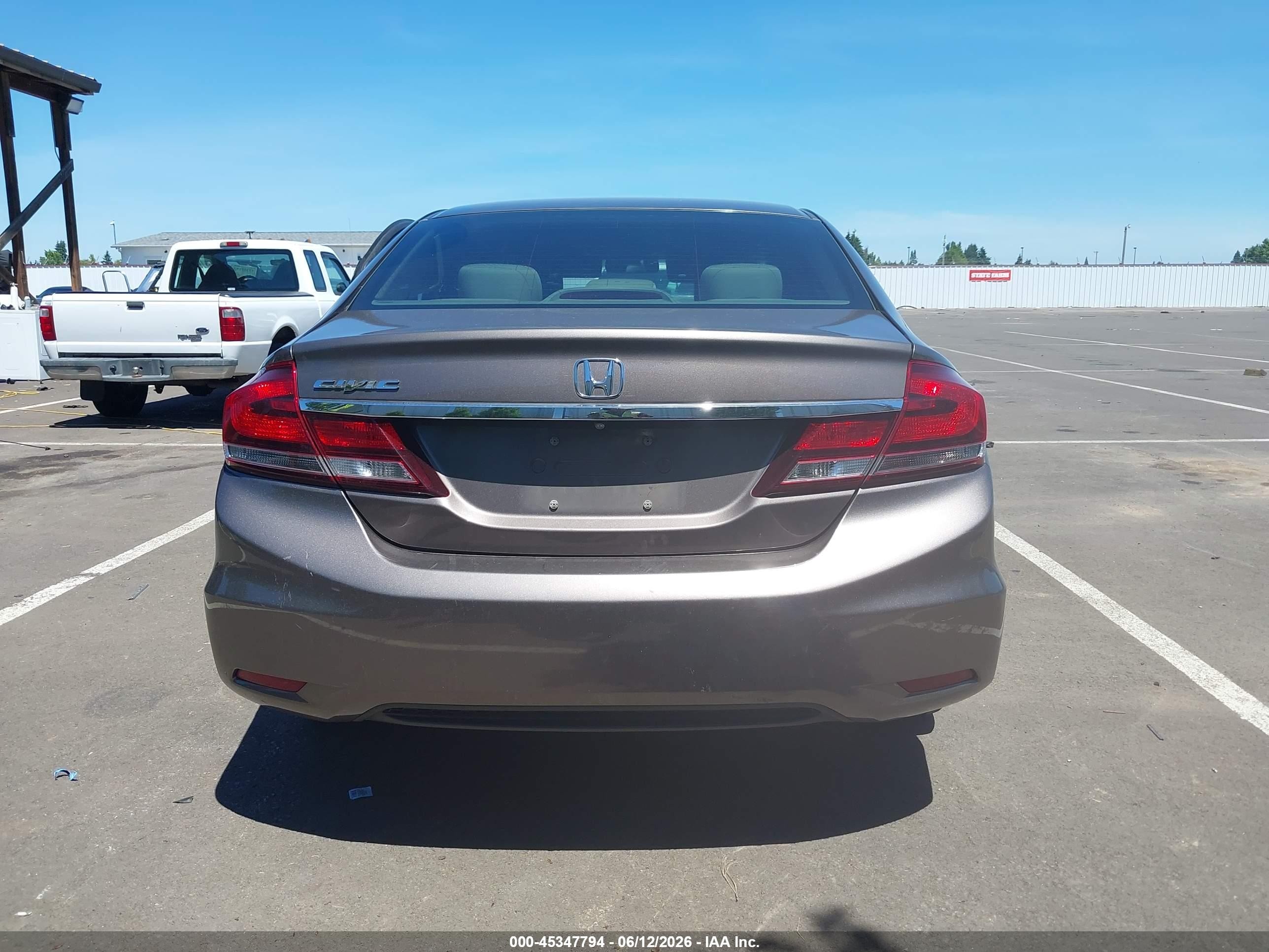 2015 Honda Civic Lx Brown vin: 2HGFB2F50FH514388