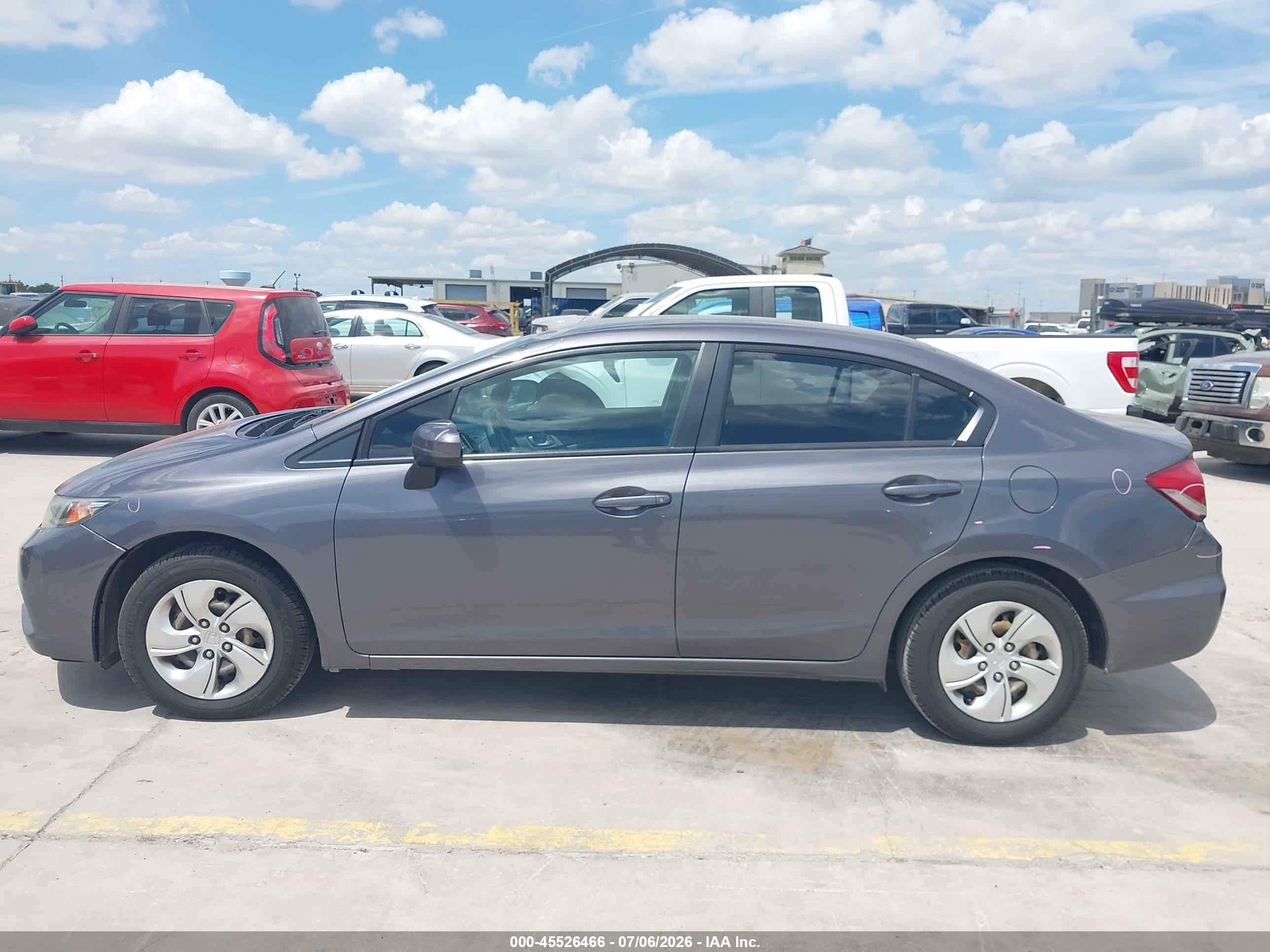 2015 Honda Civic Lx Серый vin: 2HGFB2F50FH559315