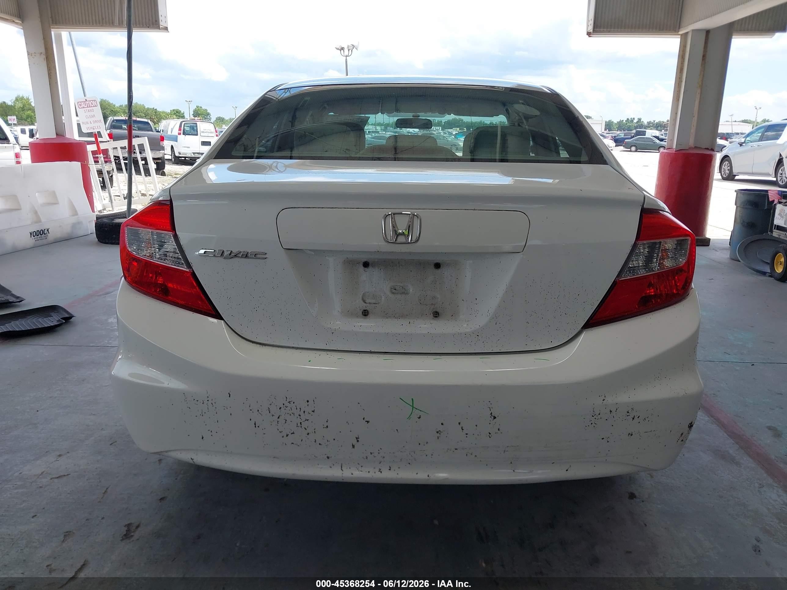 2012 Honda Civic Lx White vin: 2HGFB2F51CH326863