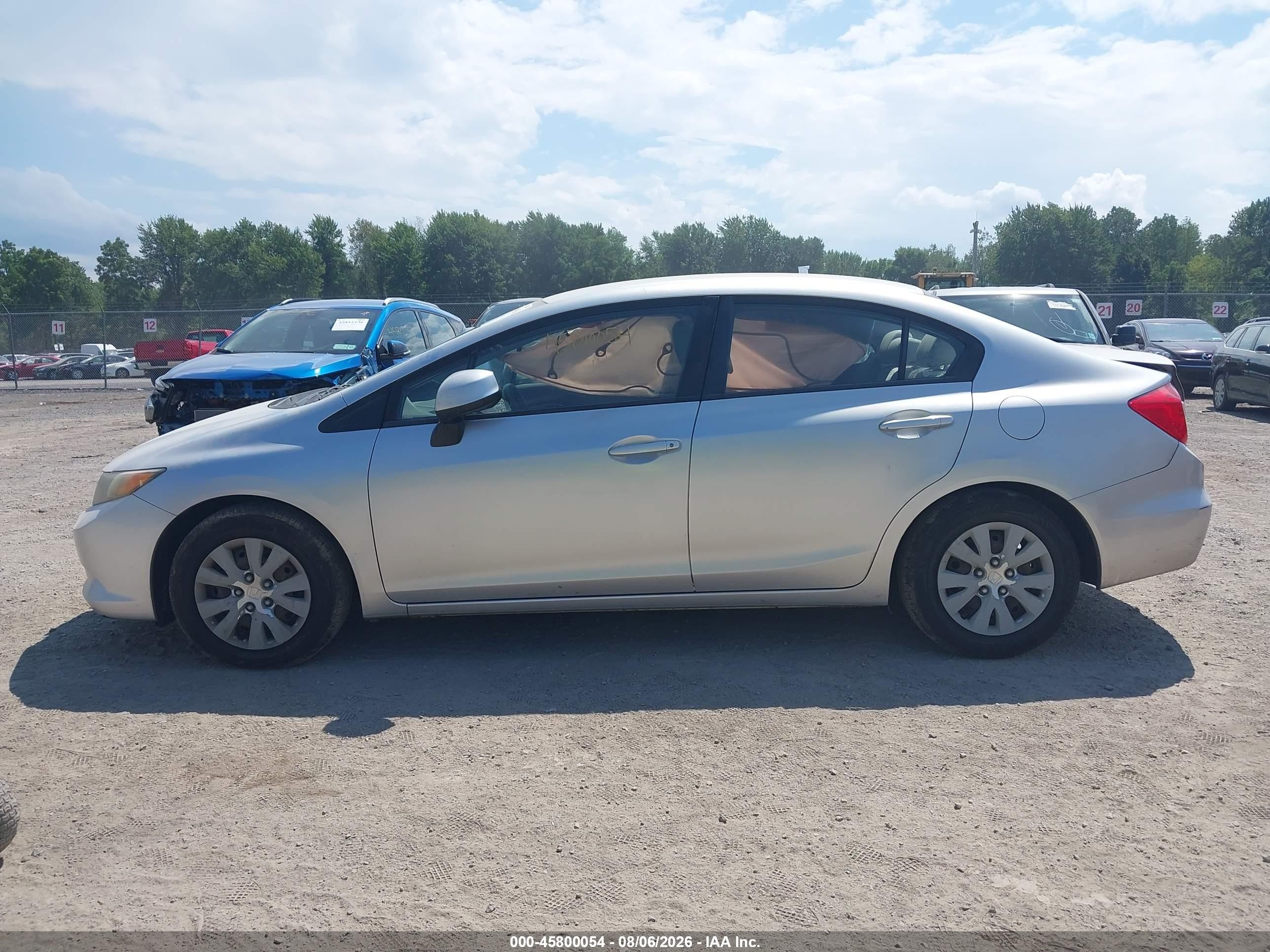 2012 Honda Civic Lx Silver vin: 2HGFB2F51CH331769