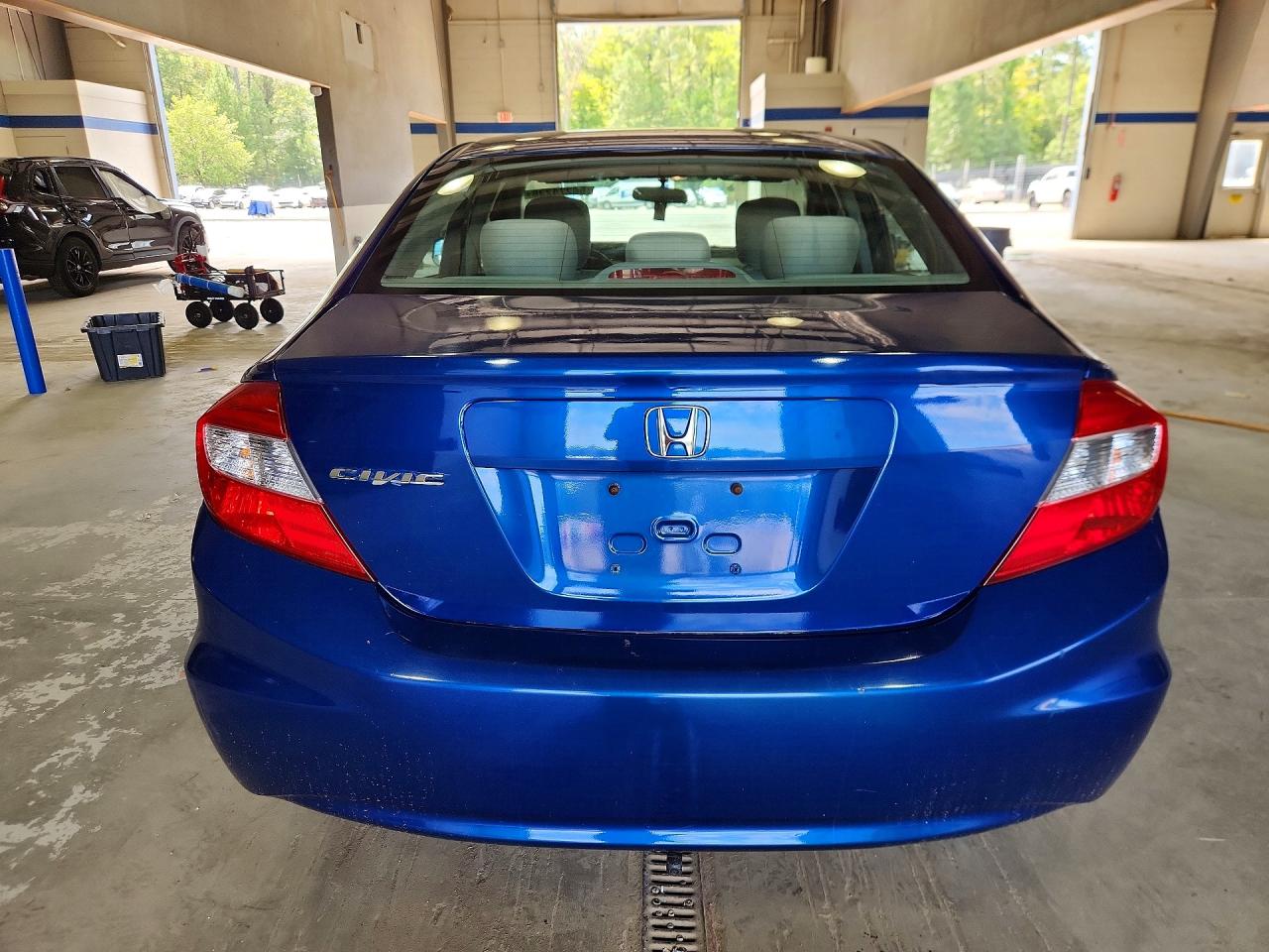 2012 Honda Civic Lx Blue vin: 2HGFB2F51CH536430