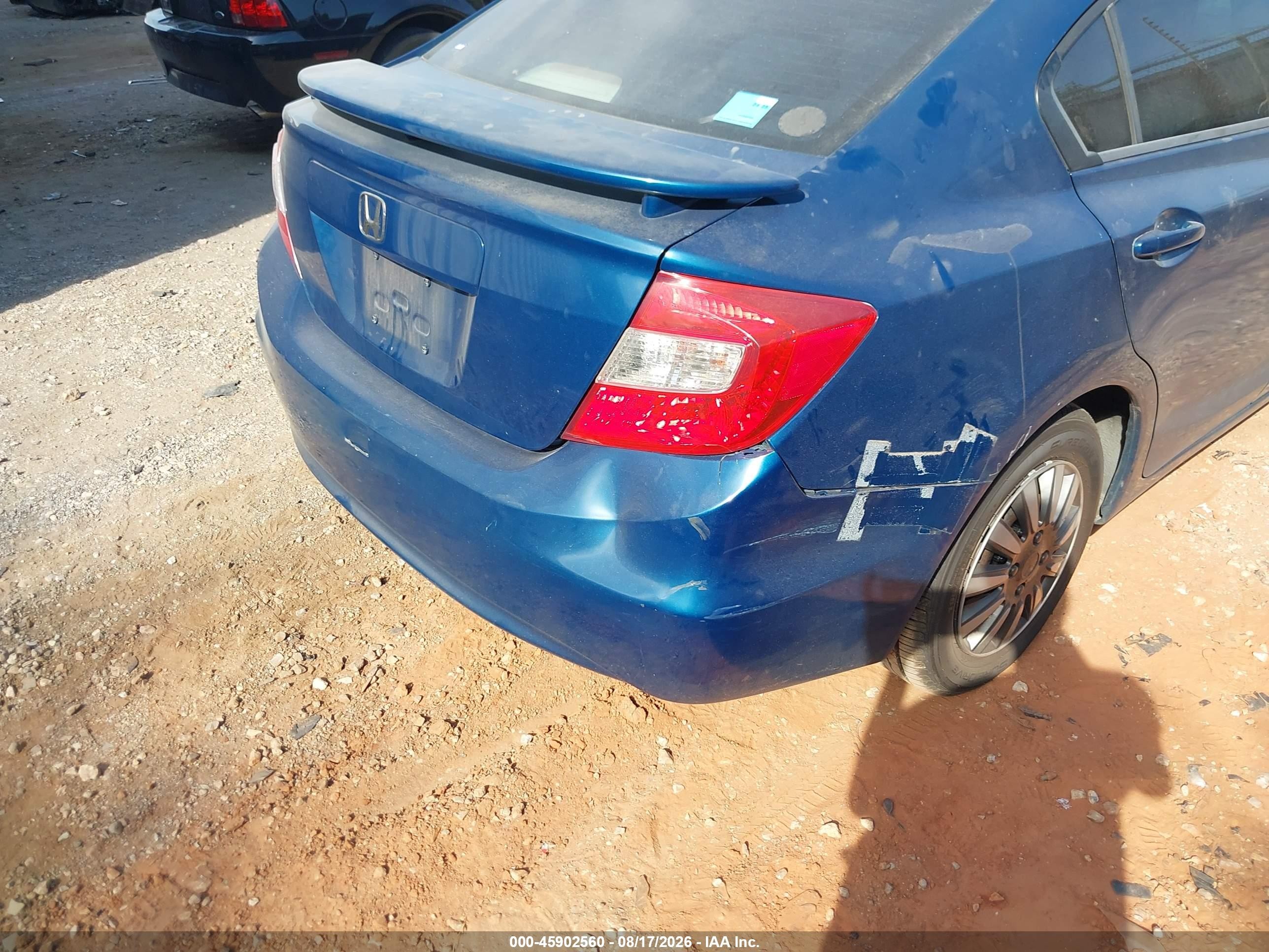 2012 Honda Civic Lx Blue vin: 2HGFB2F51CH542521