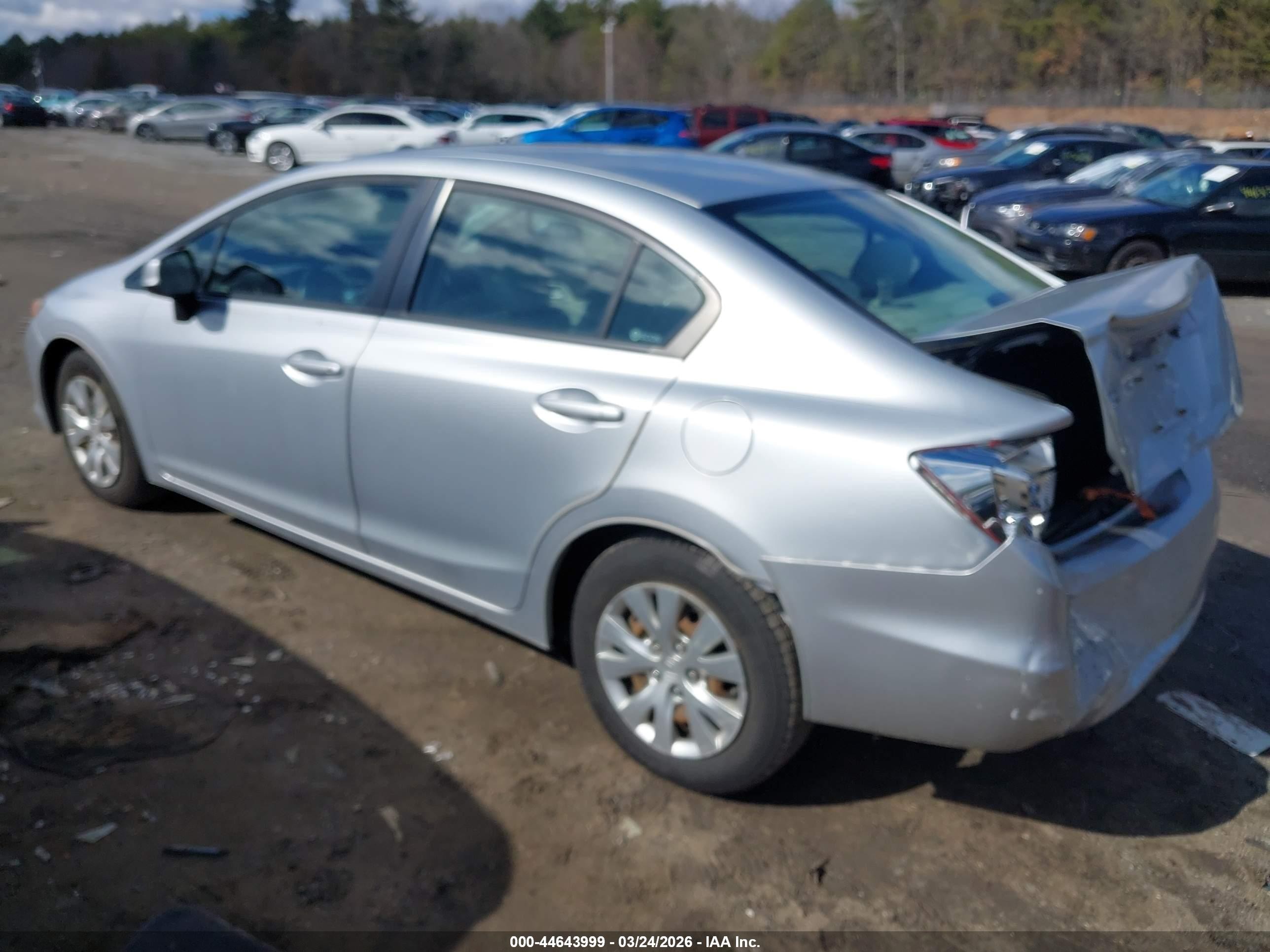 2012 Honda Civic Lx Серебряный vin: 2HGFB2F51CH558928