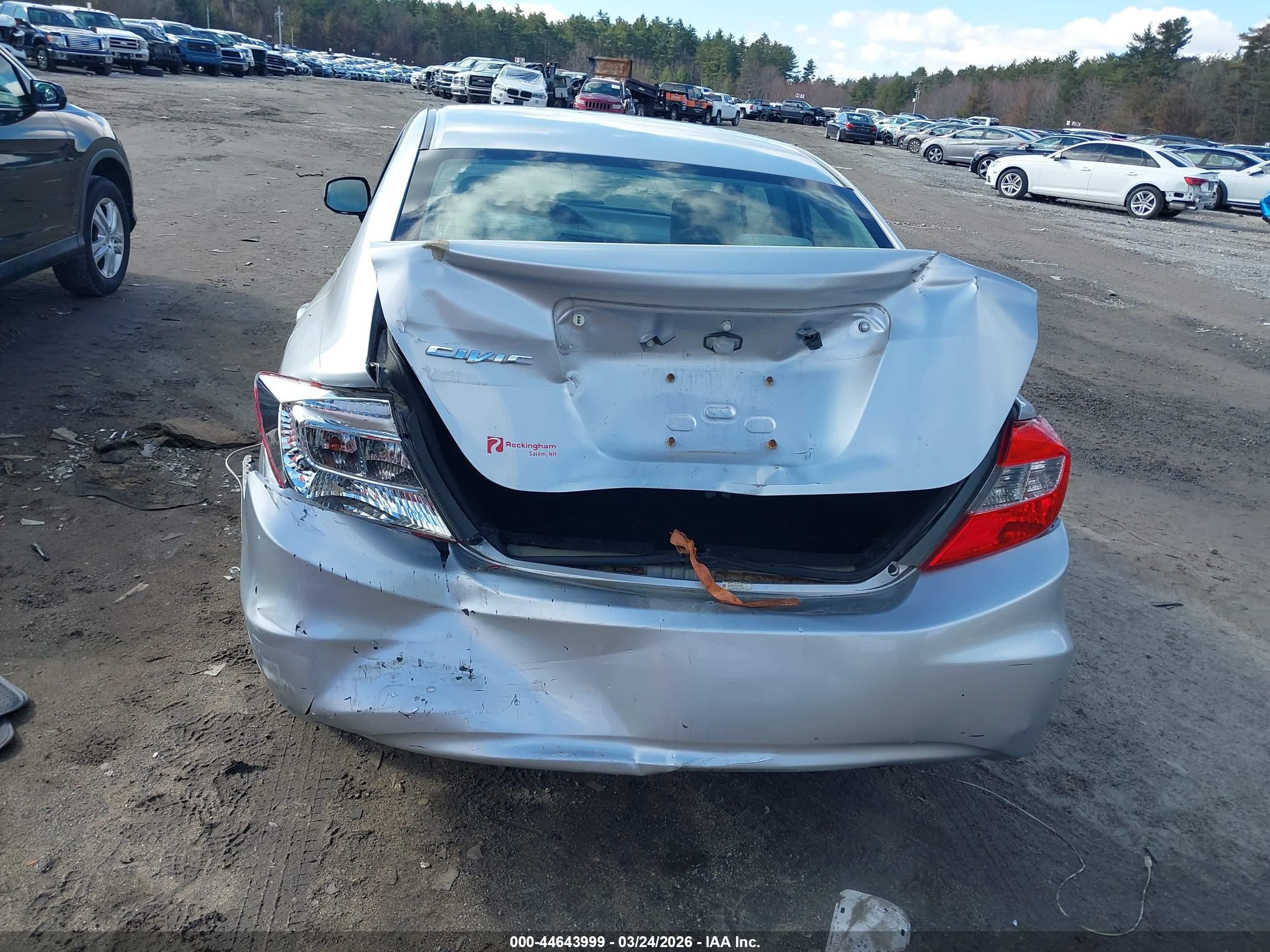 2012 Honda Civic Lx Серебряный vin: 2HGFB2F51CH558928