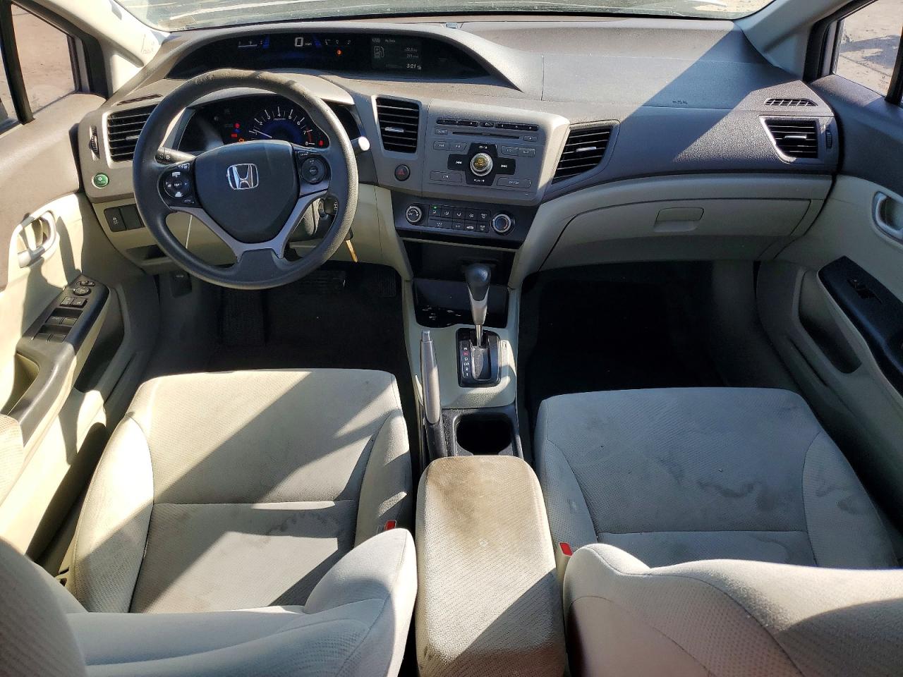 2012 Honda Civic 4d Lx Silver vin: 2HGFB2F51CH608422