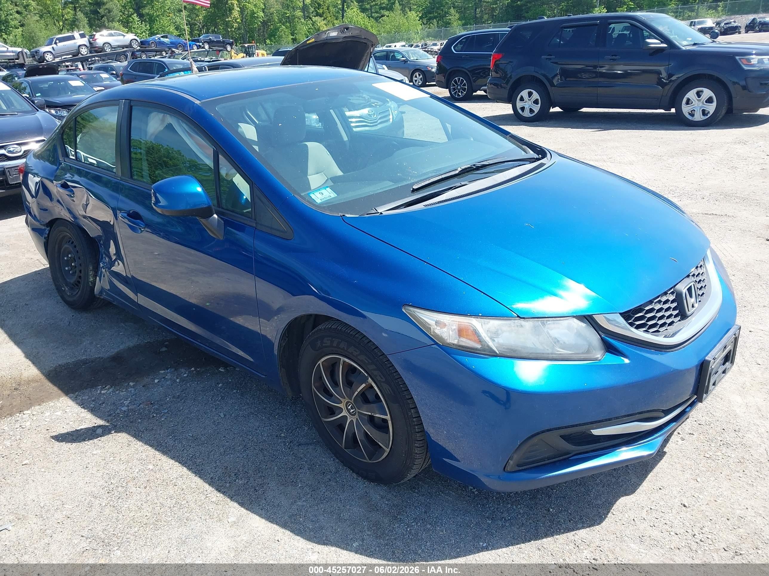 2013 Honda Civic Lx Синий vin: 2HGFB2F51DH546098