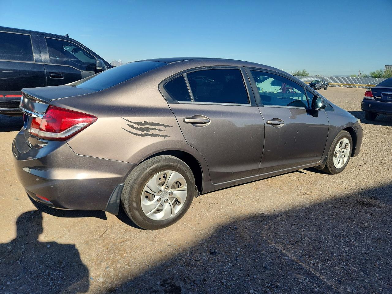 2013 Honda Civic Lx Brown vin: 2HGFB2F51DH556193
