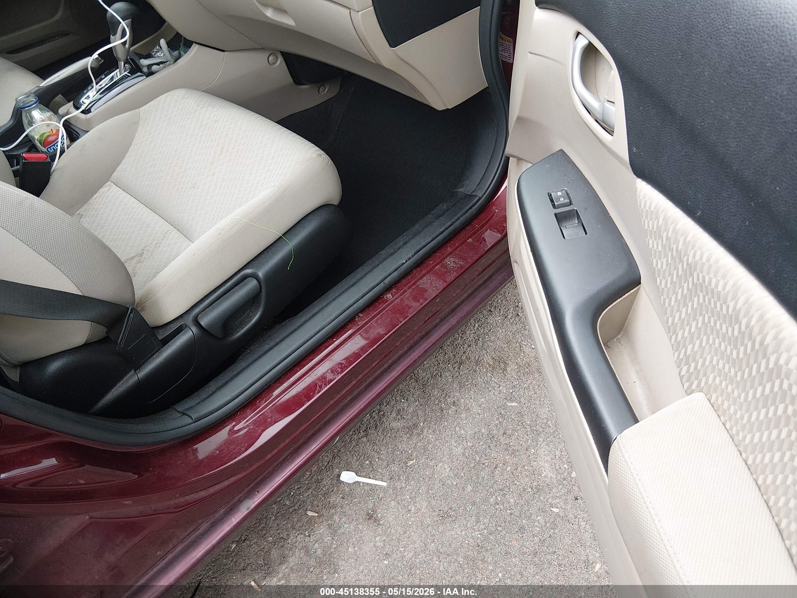 2014 Honda Civic Lx Burgundy vin: 2HGFB2F51EH543106
