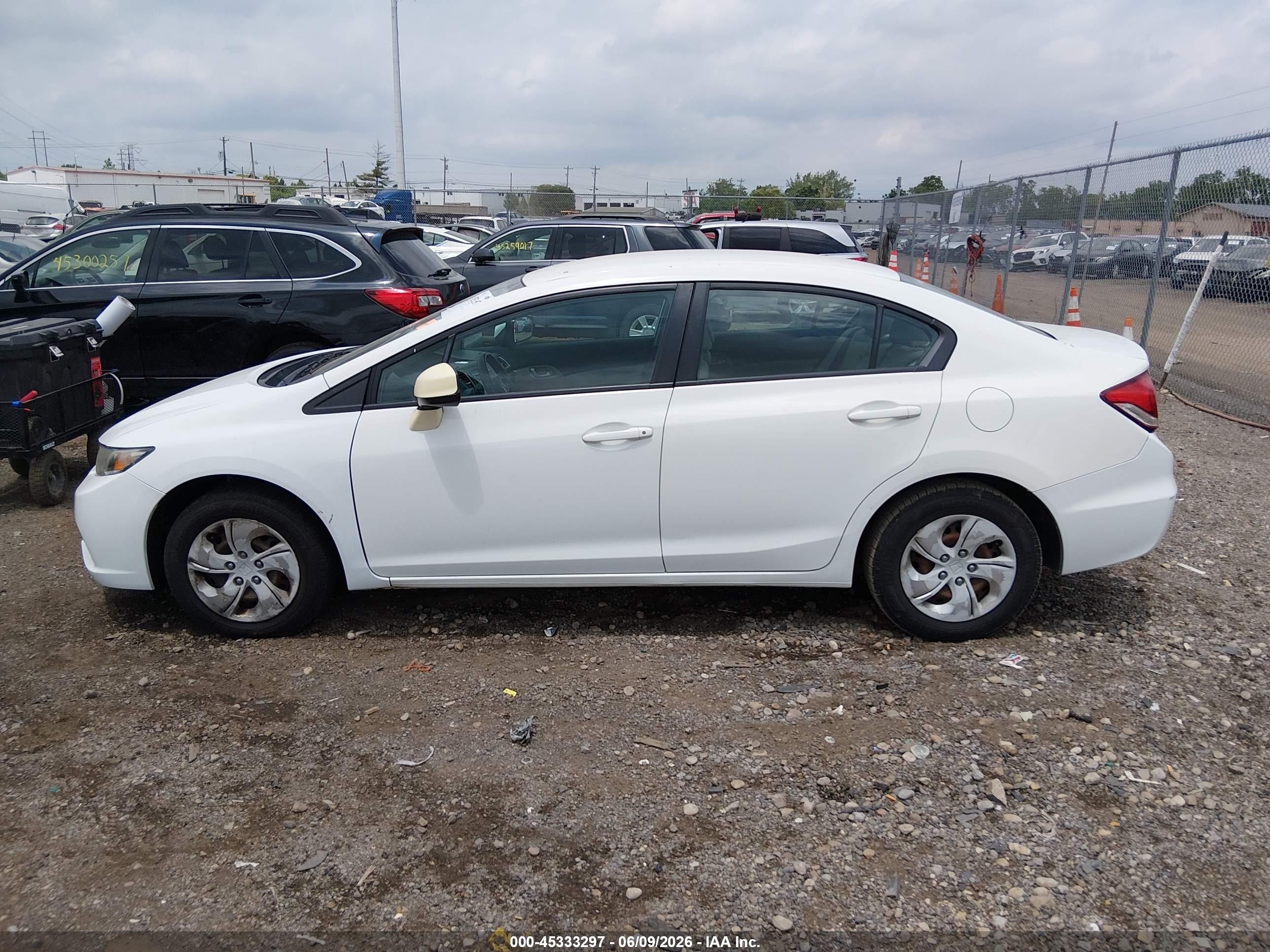 2015 Honda Civic Lx White vin: 2HGFB2F51FH509524