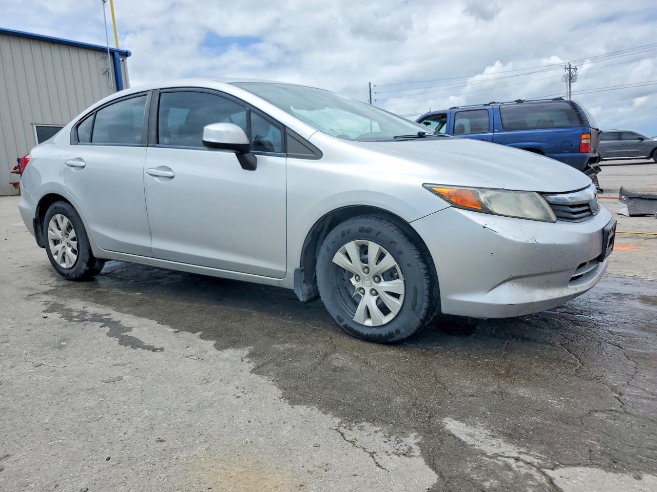2012 Honda Civic Lx Silver vin: 2HGFB2F52CH328525