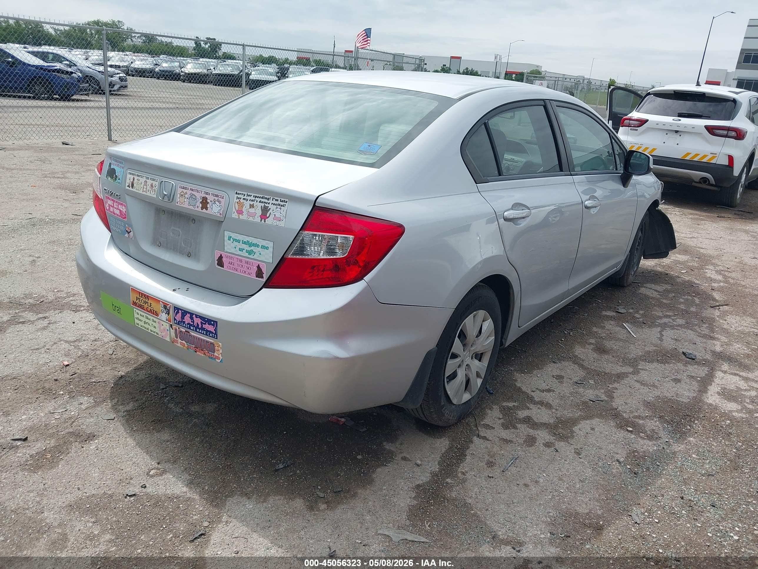 2012 Honda Civic Lx Silver vin: 2HGFB2F52CH563281