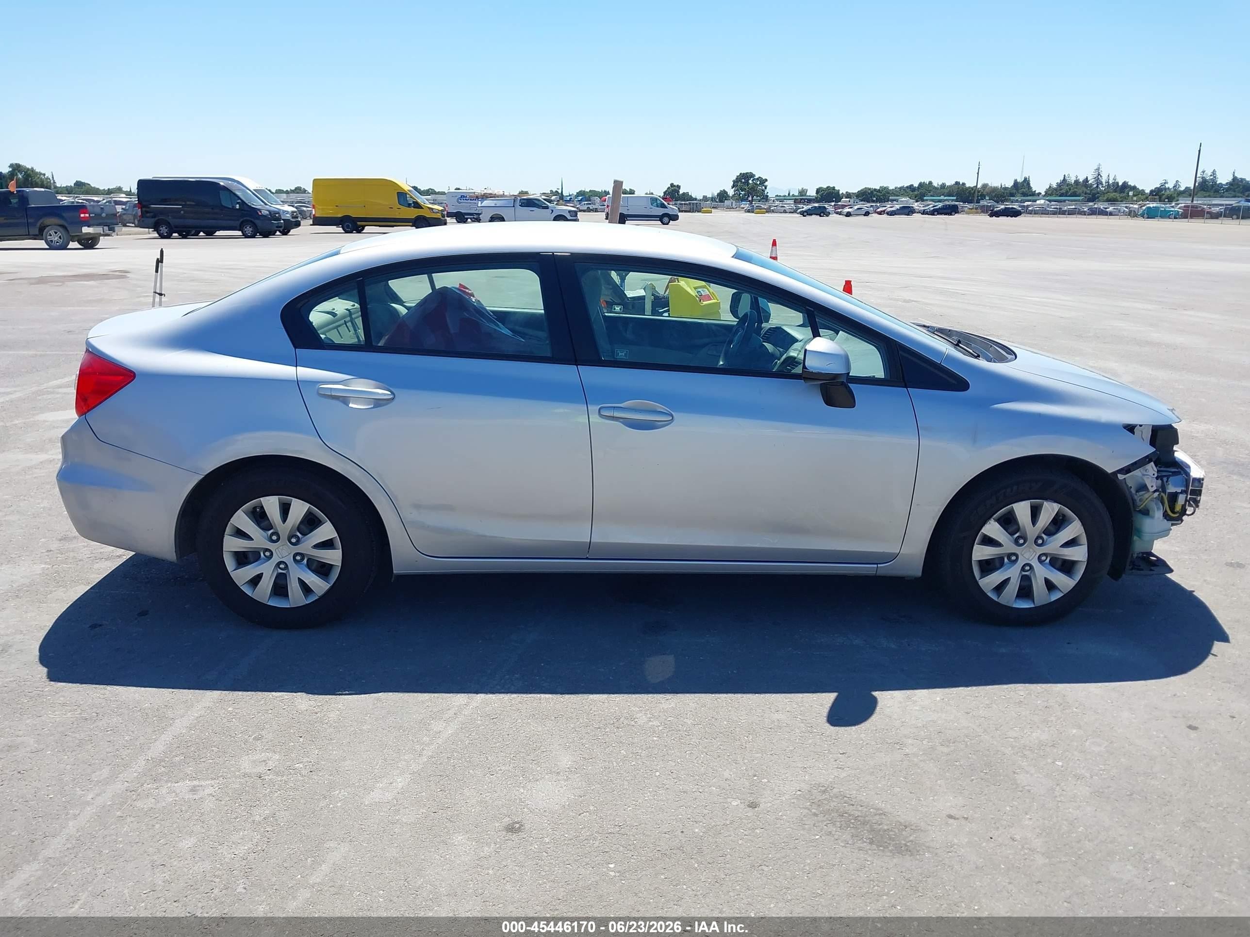 2012 Honda Civic Lx Silver vin: 2HGFB2F52CH583384