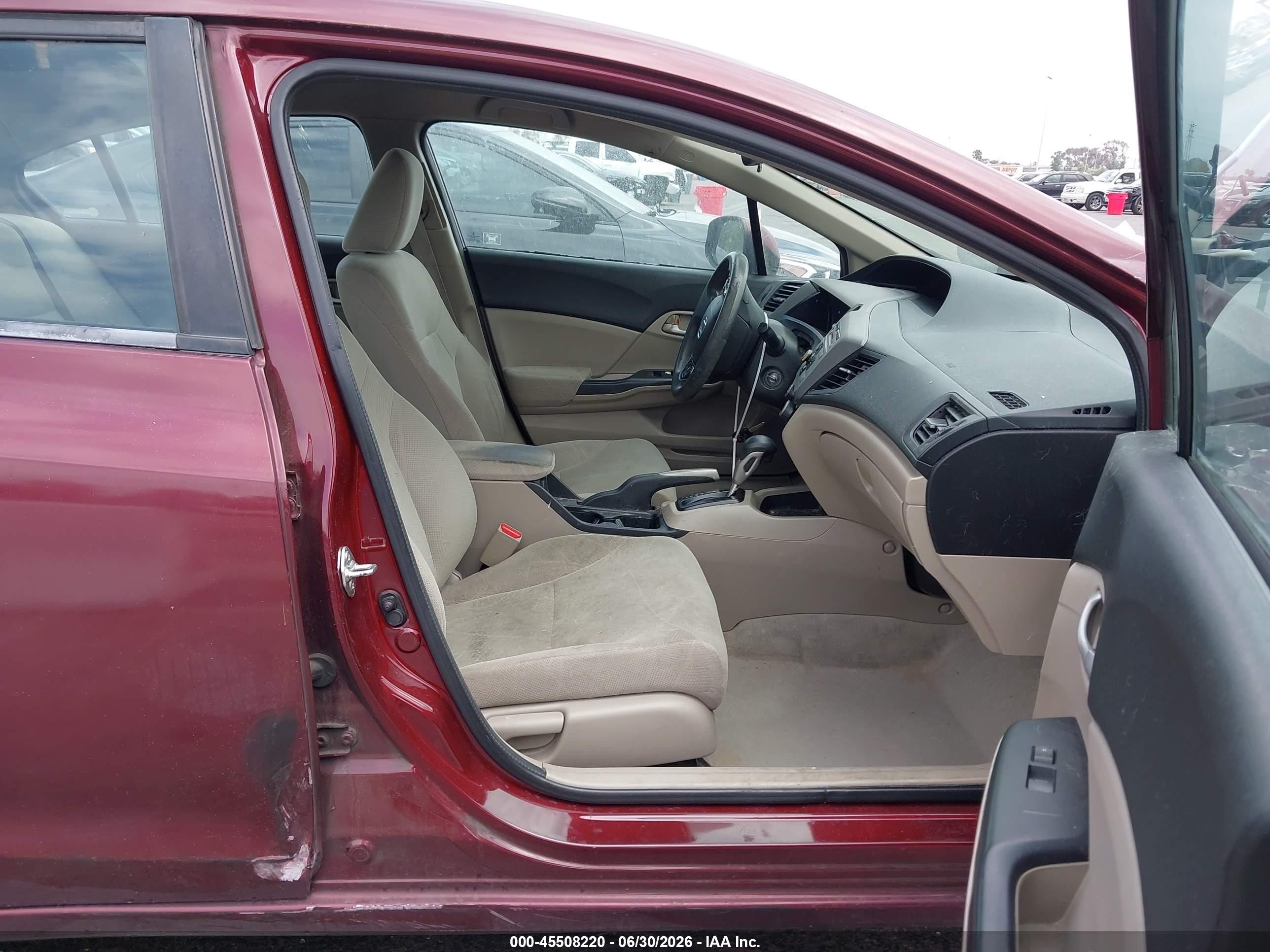 2012 Honda Civic Lx Burgundy vin: 2HGFB2F52CH600250