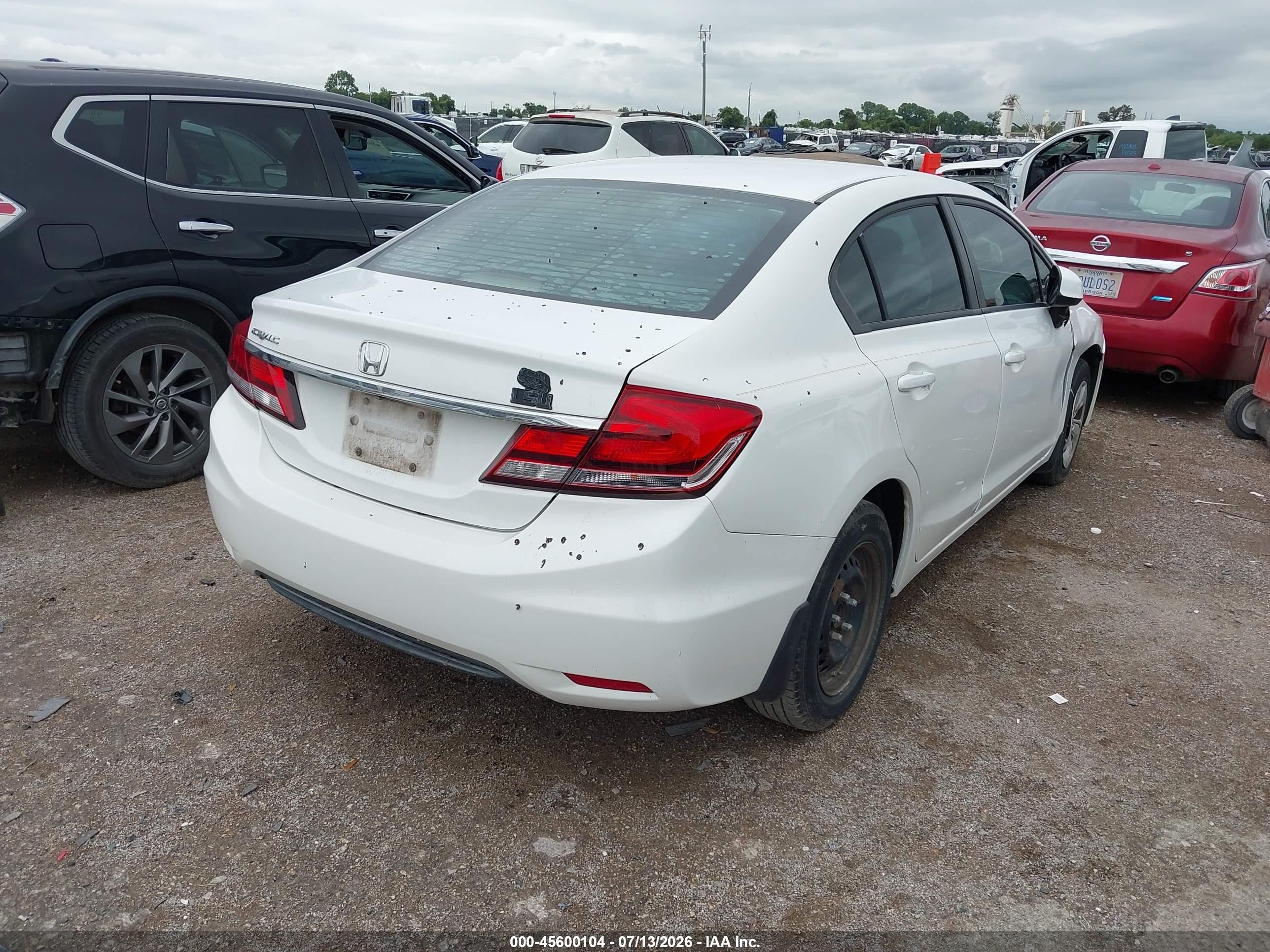 2013 Honda Civic Lx White vin: 2HGFB2F52DH301374