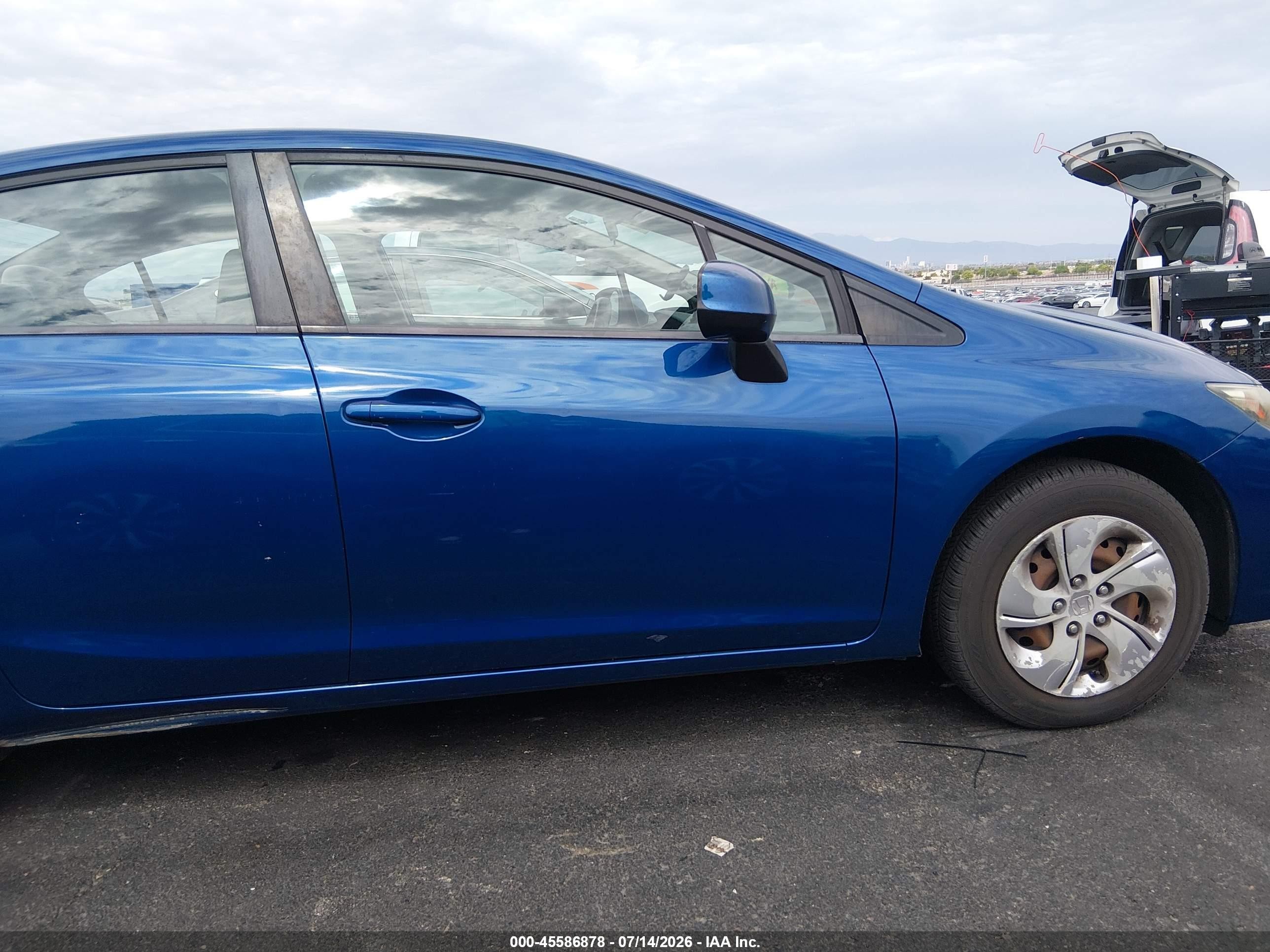 2013 Honda Civic Lx Blue vin: 2HGFB2F52DH546515