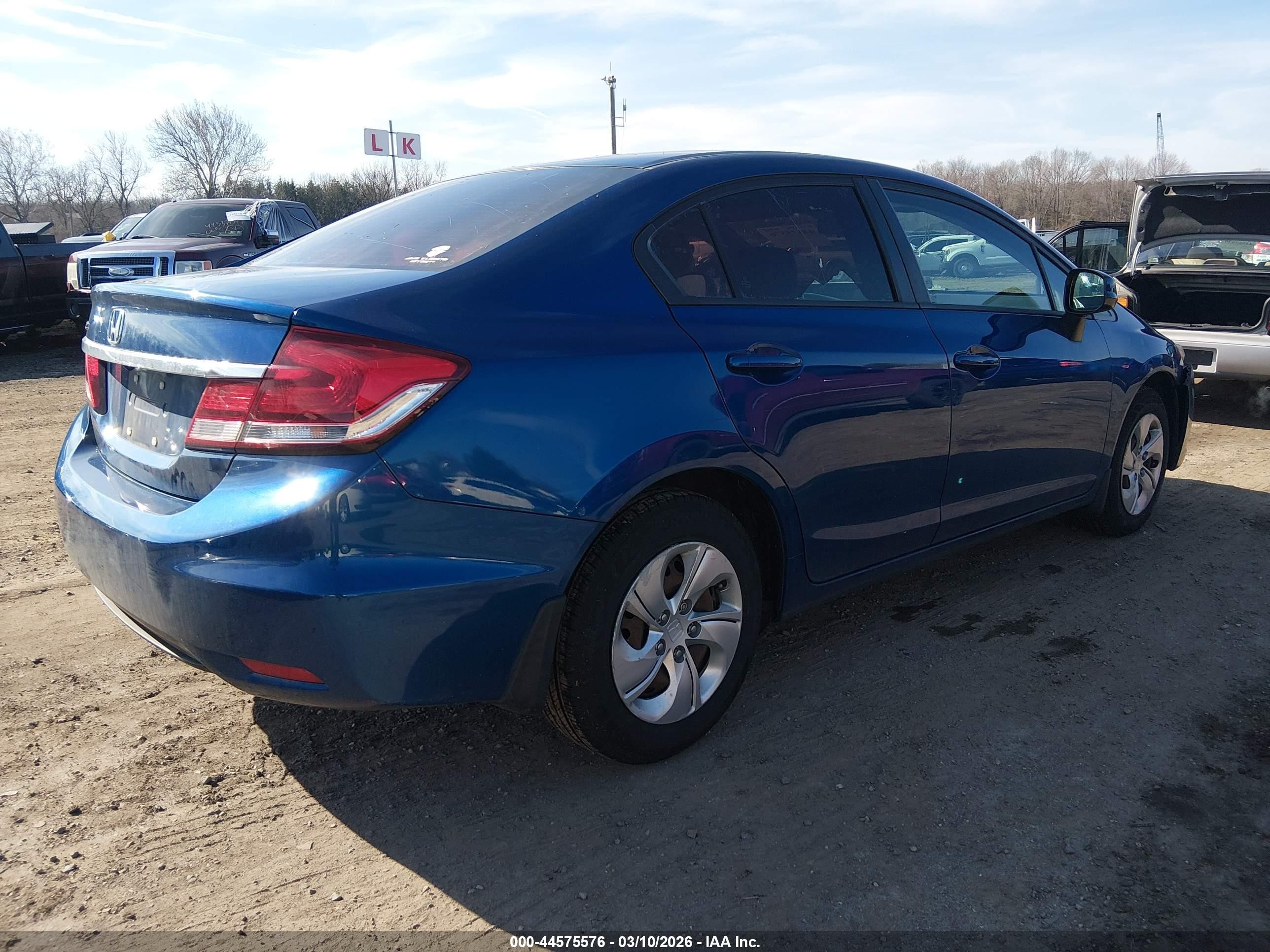 2013 Honda Civic Lx Blue vin: 2HGFB2F52DH596637