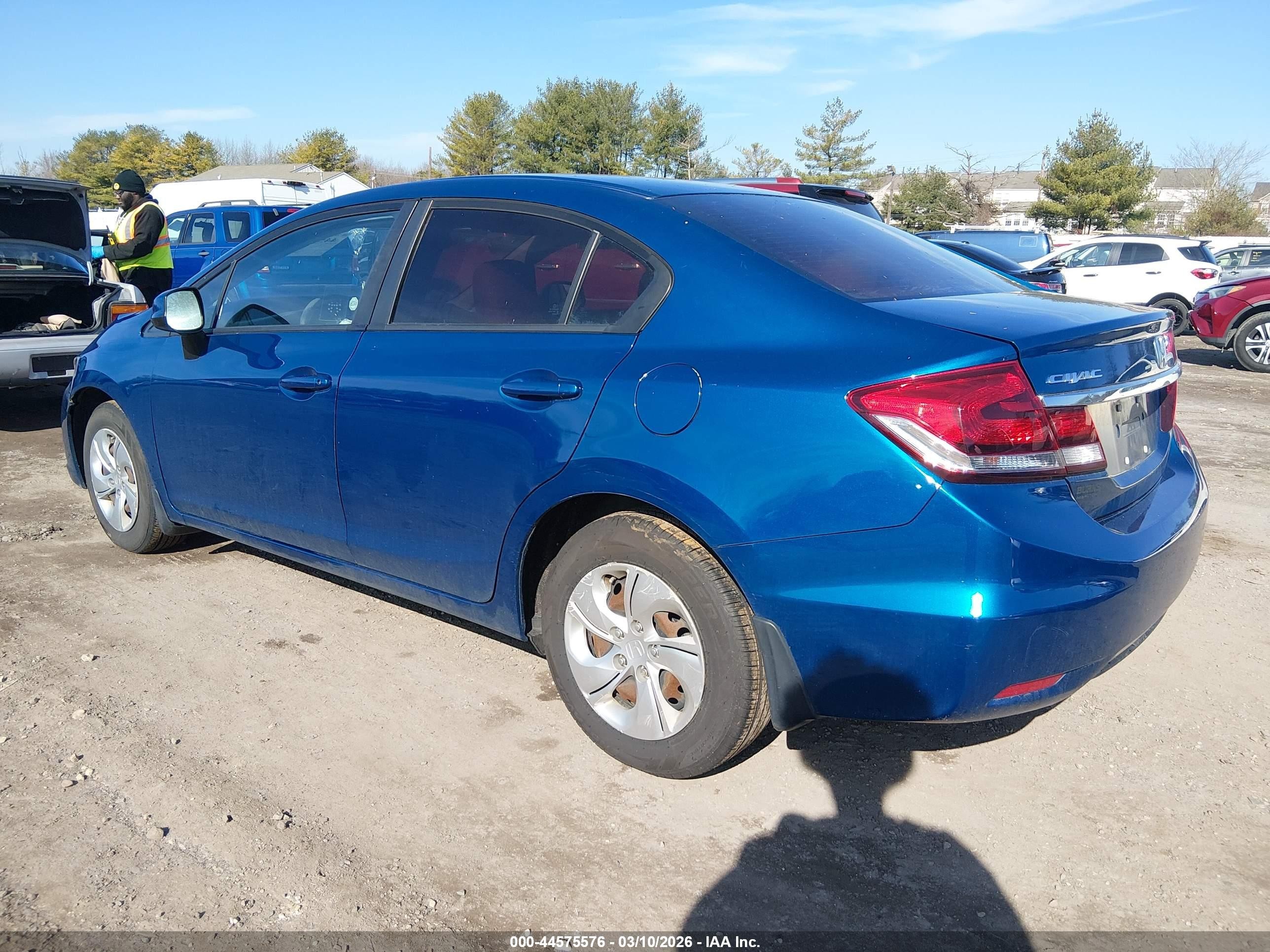 2013 Honda Civic Lx Blue vin: 2HGFB2F52DH596637