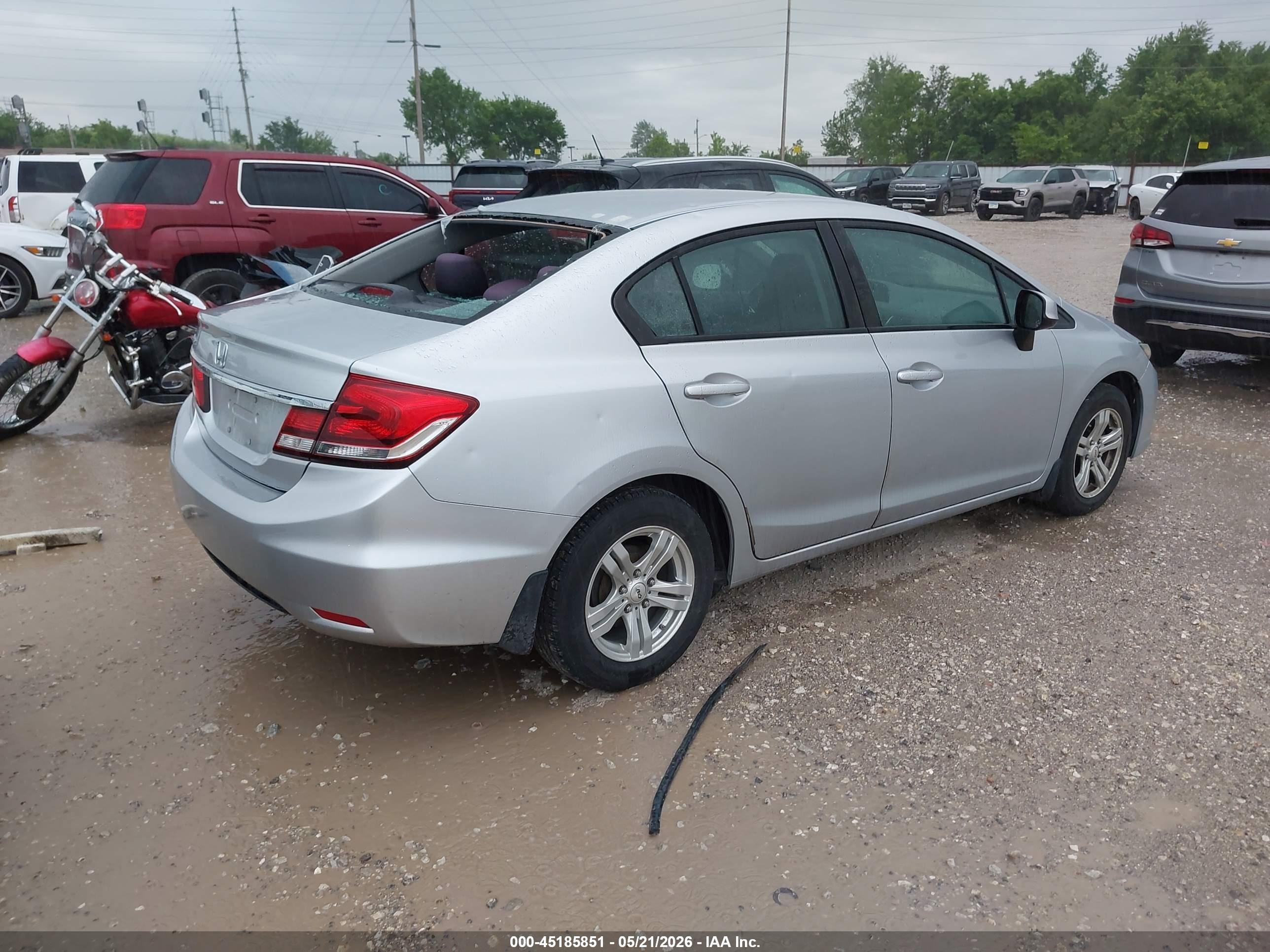 2013 Honda Civic Lx Silver vin: 2HGFB2F52DH600220
