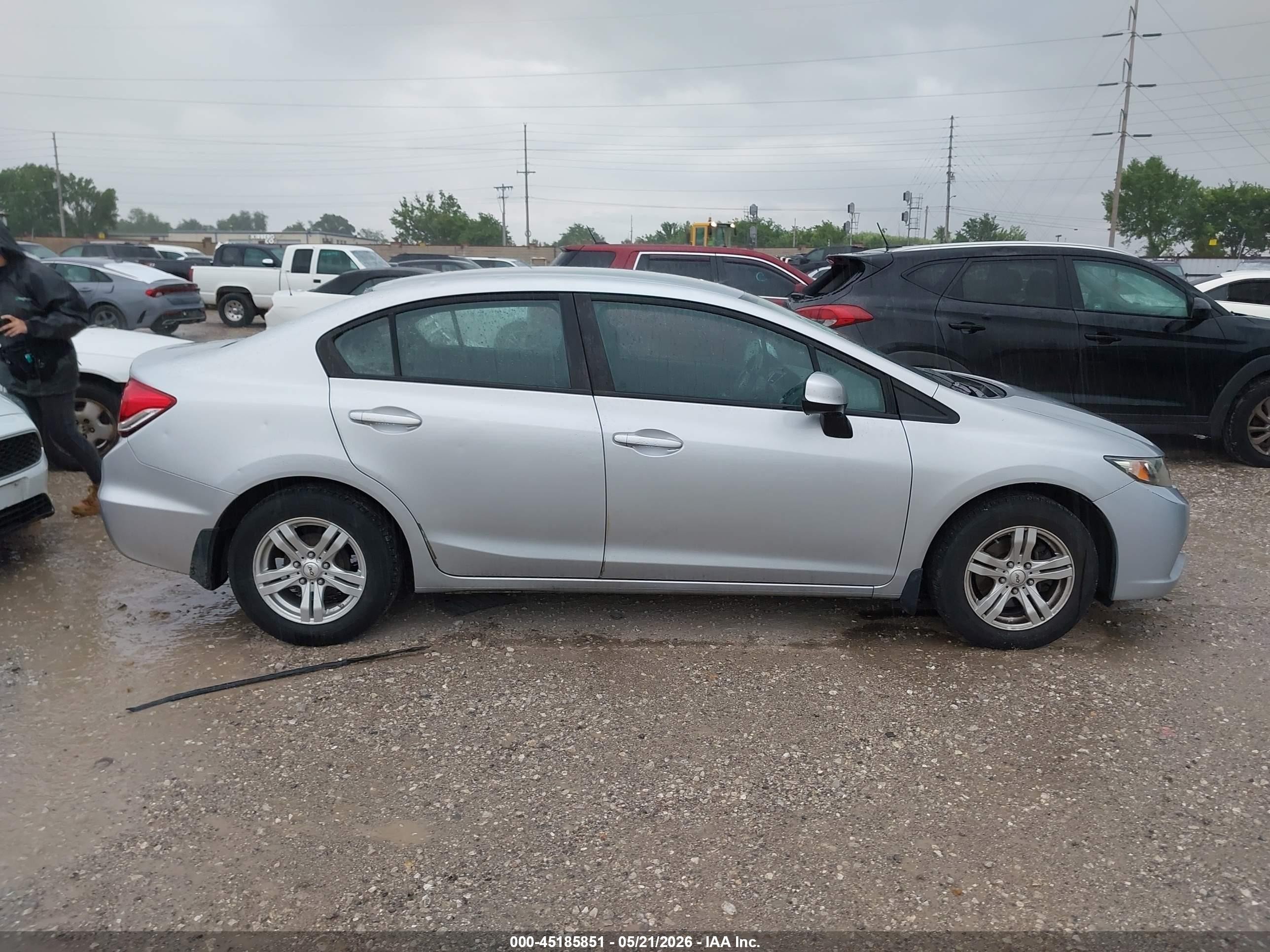 2013 Honda Civic Lx Silver vin: 2HGFB2F52DH600220
