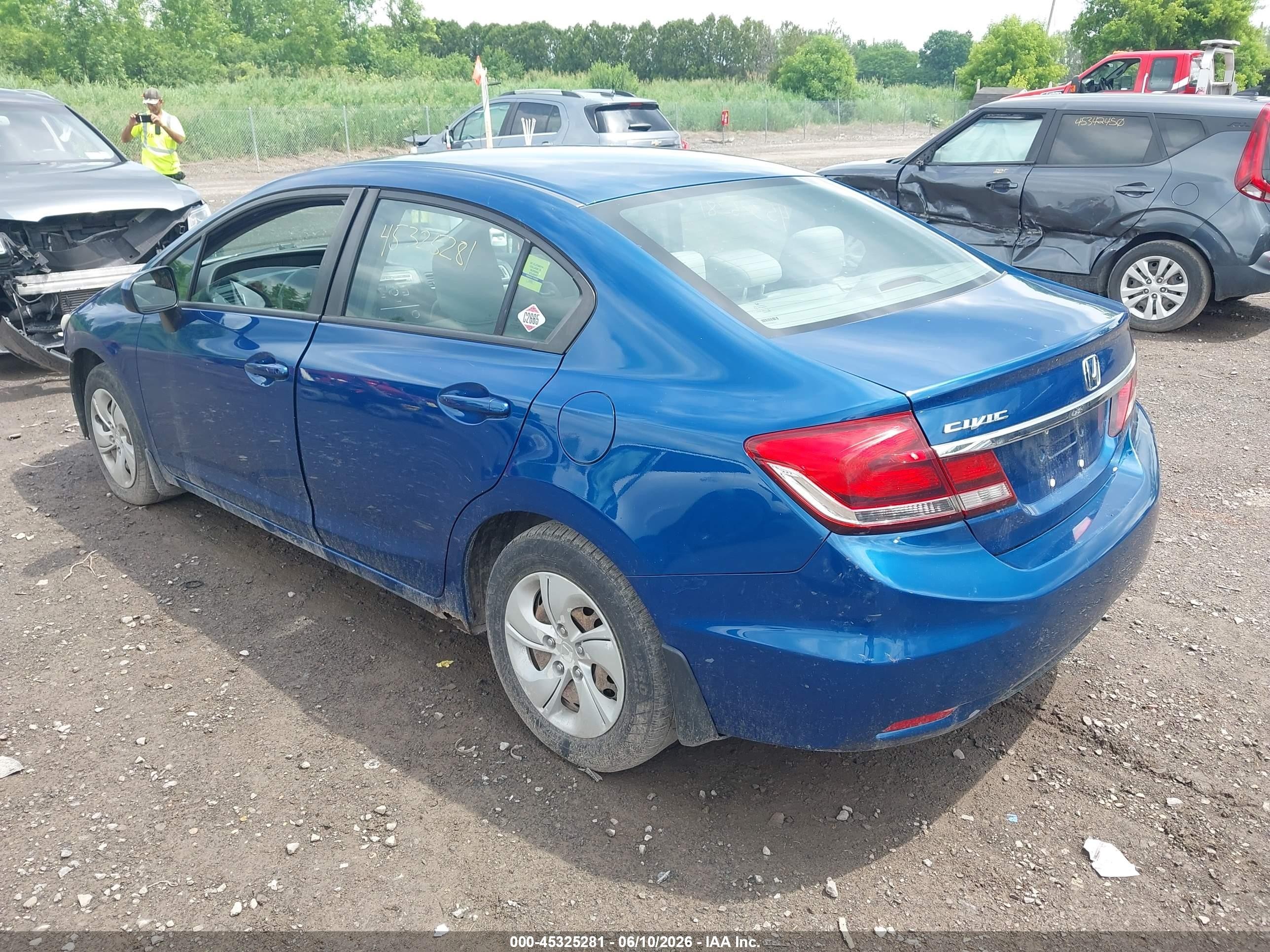 2014 Honda Civic Lx Blue vin: 2HGFB2F52EH530977