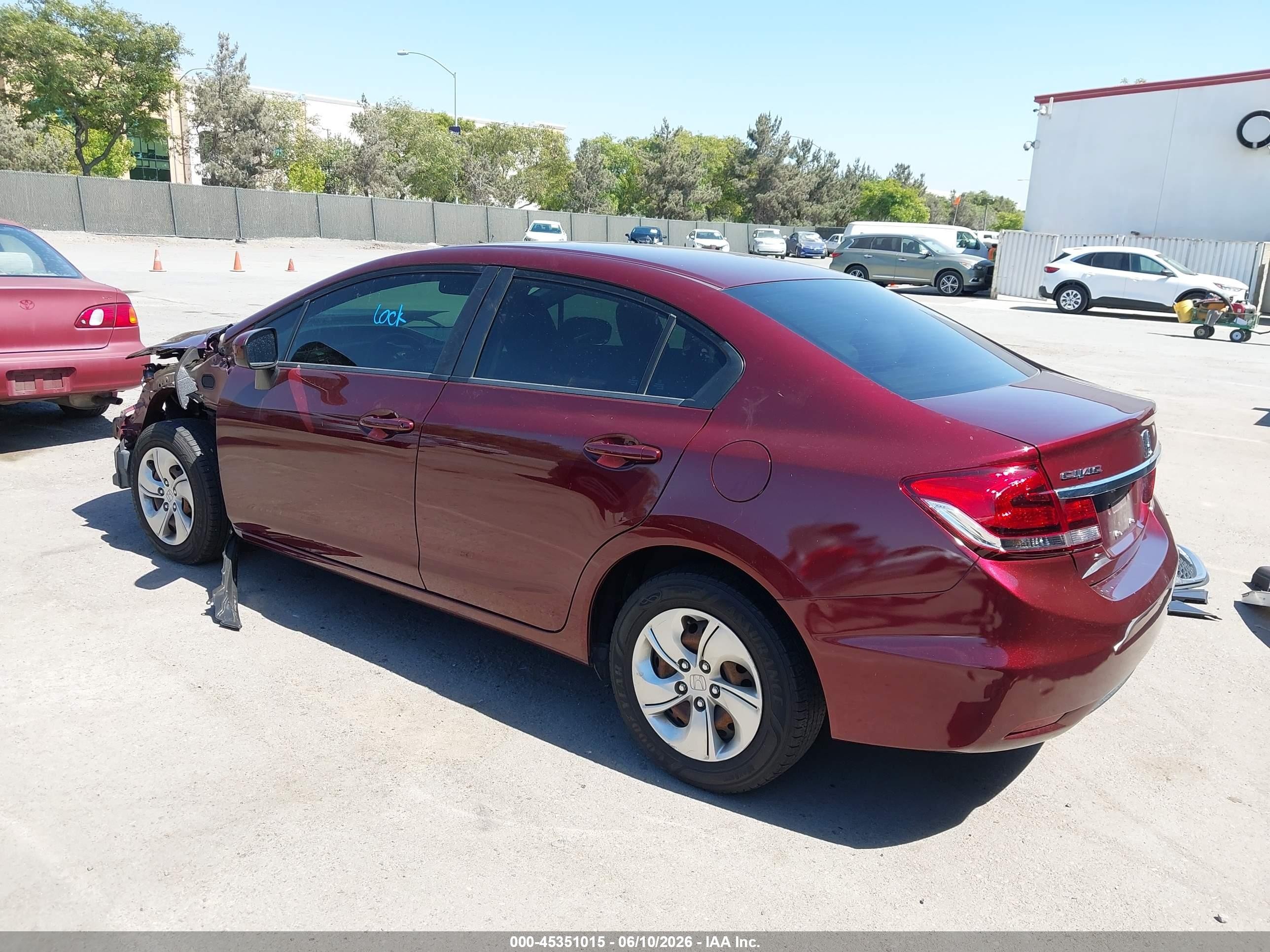 2015 Honda Civic Lx Red vin: 2HGFB2F52FH548753