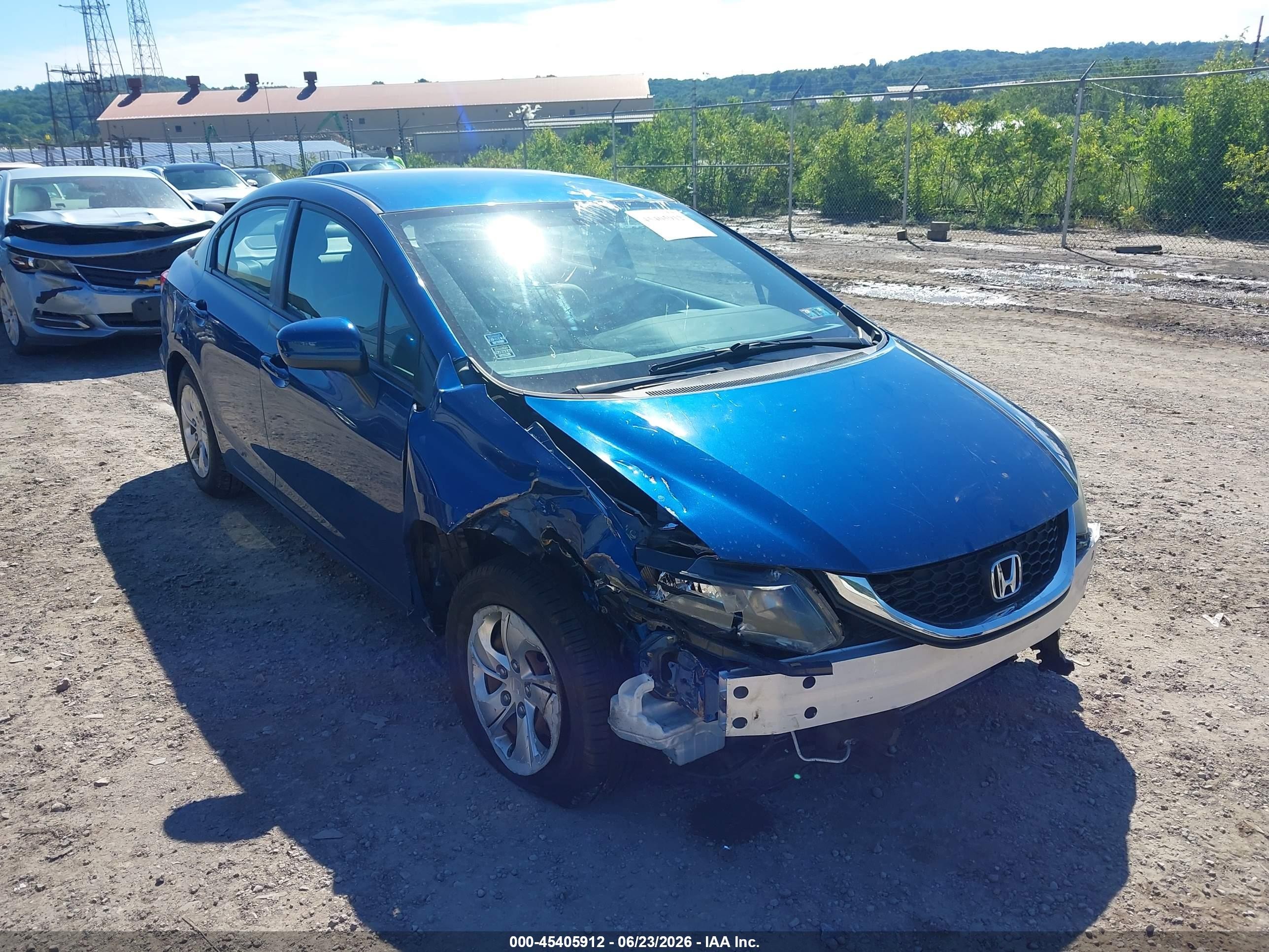 2015 Honda Civic Lx Синий vin: 2HGFB2F52FH556058