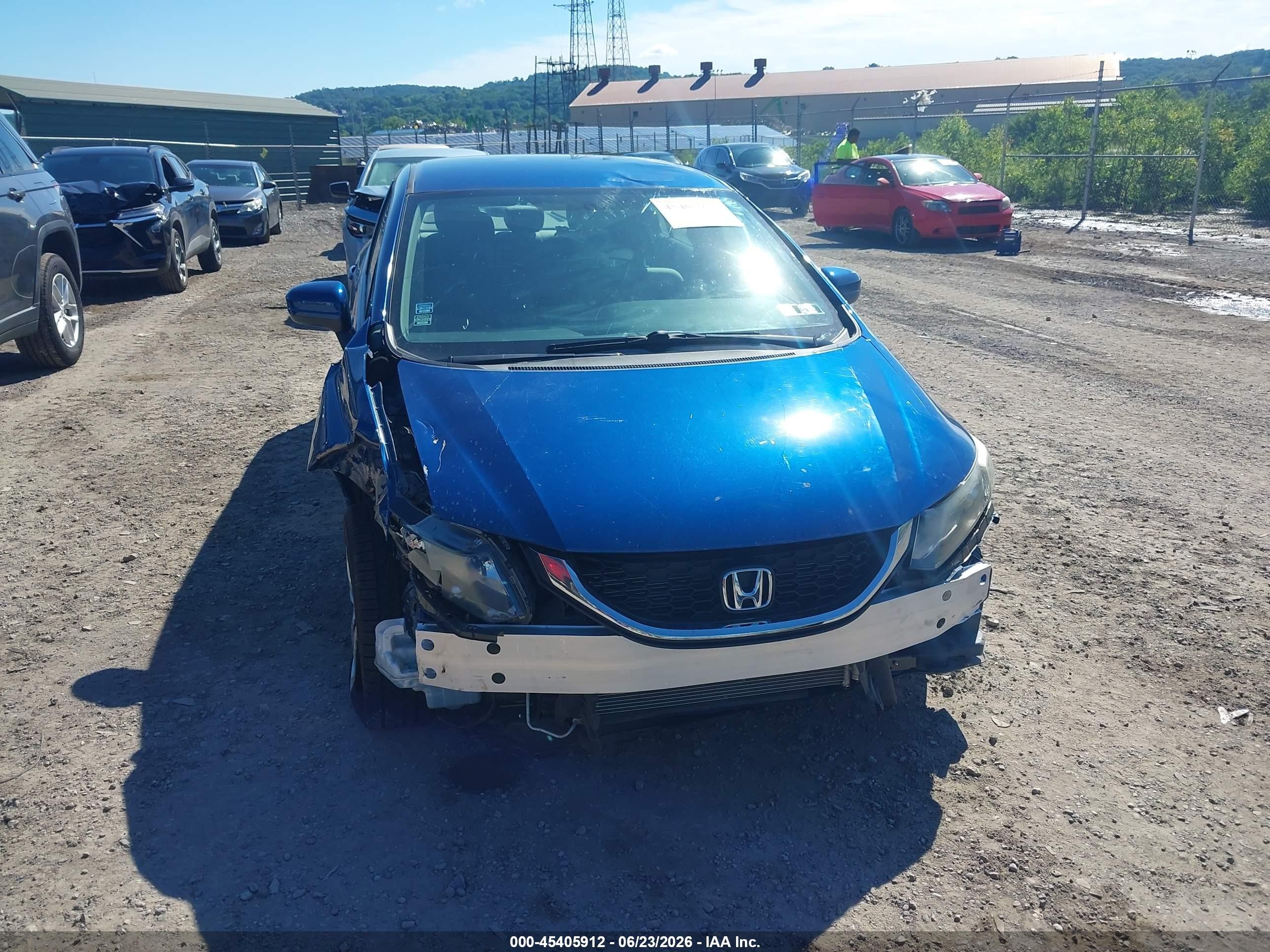 2015 Honda Civic Lx Синий vin: 2HGFB2F52FH556058